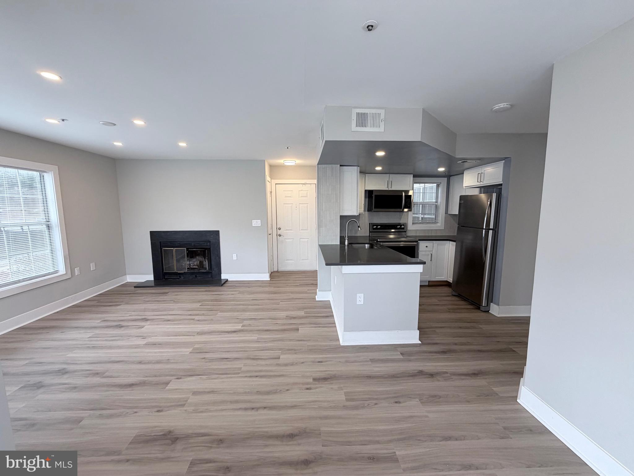 VISTAS AT BOWIE - Residential Lease