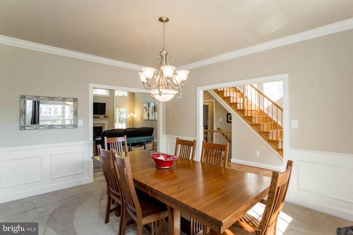 OAKLAND HALL - Residential Lease