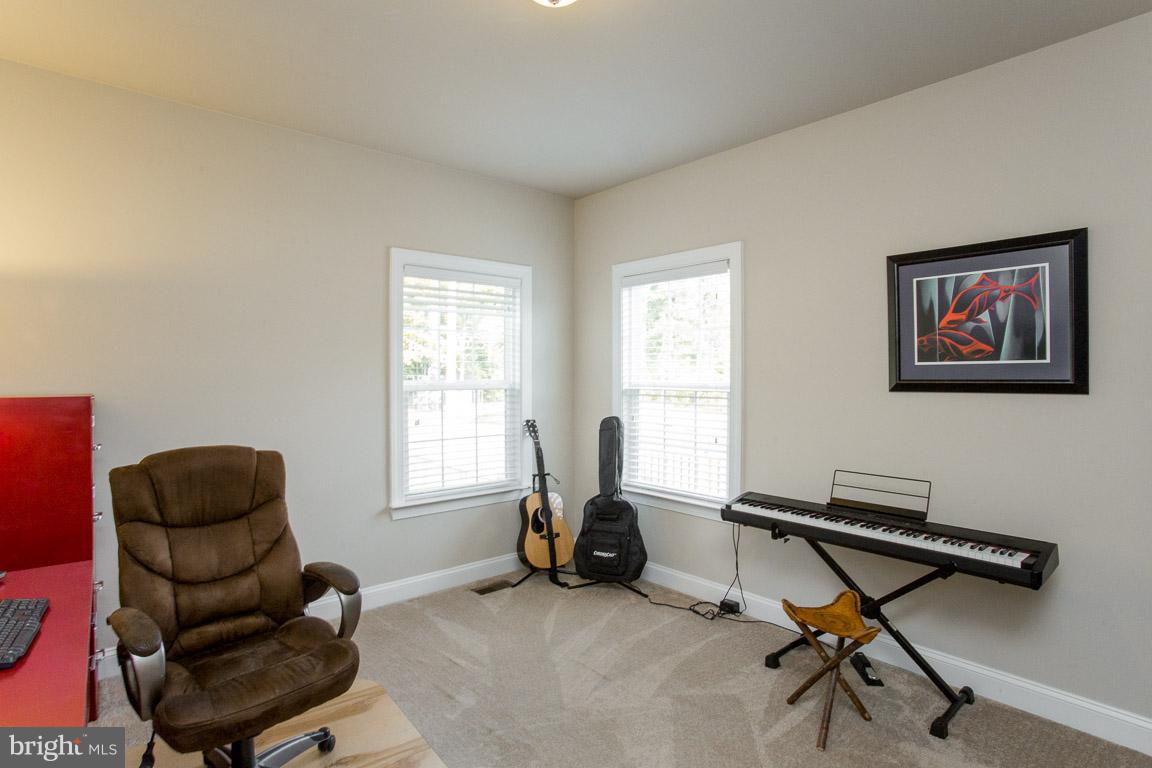 OAKLAND HALL - Residential Lease