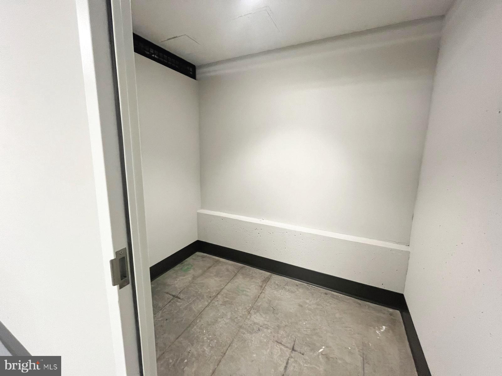 TYSONS CORNER - Residential Lease