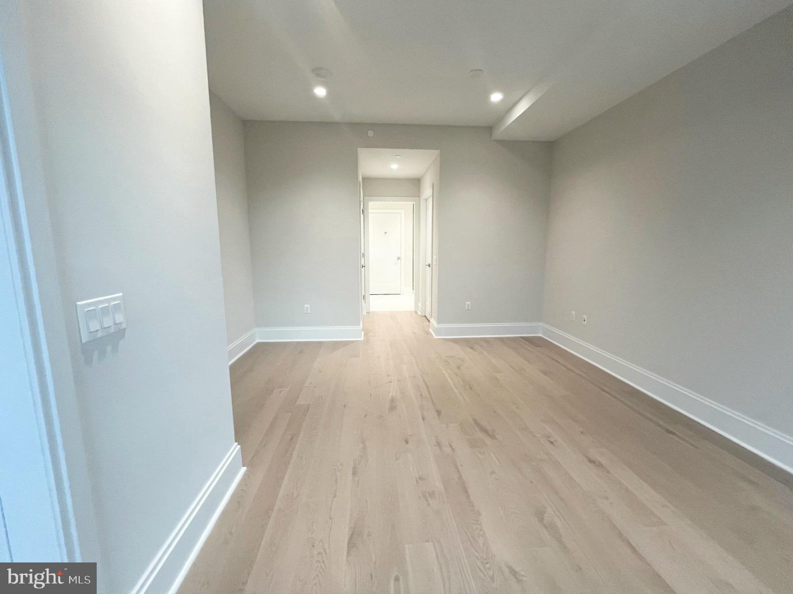 TYSONS CORNER - Residential Lease