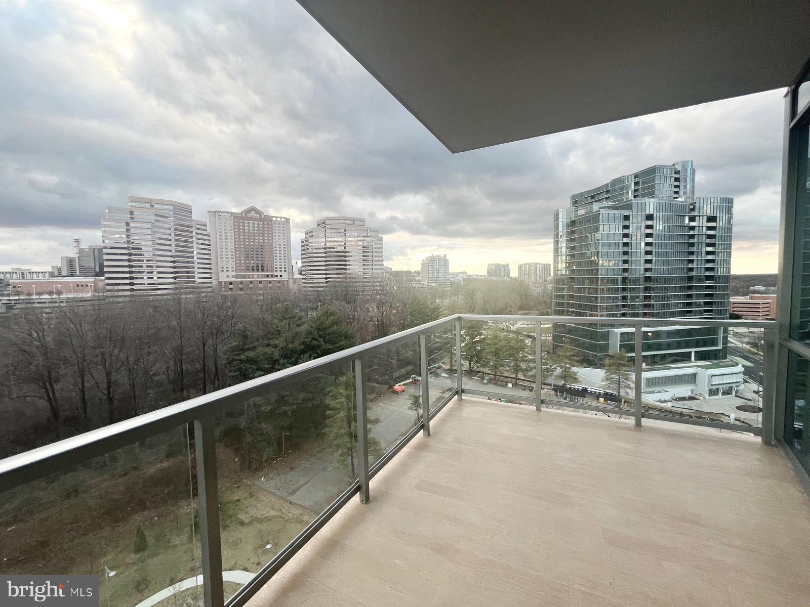 TYSONS CORNER - Residential Lease