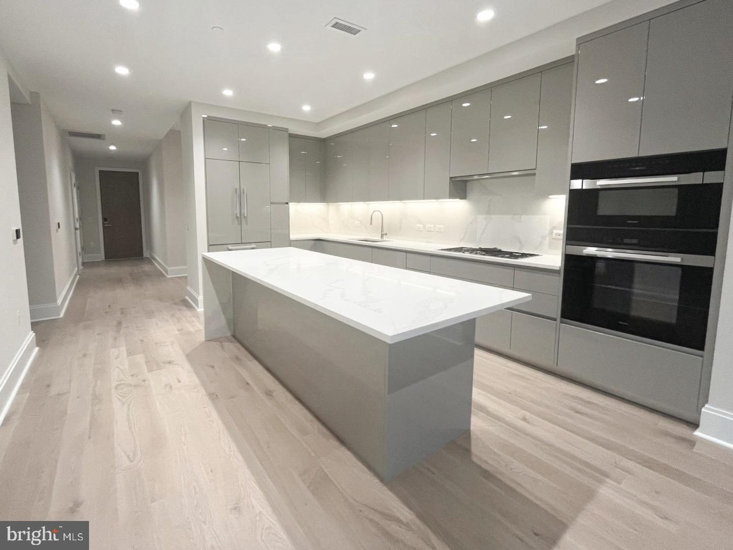 TYSONS CORNER - Residential Lease