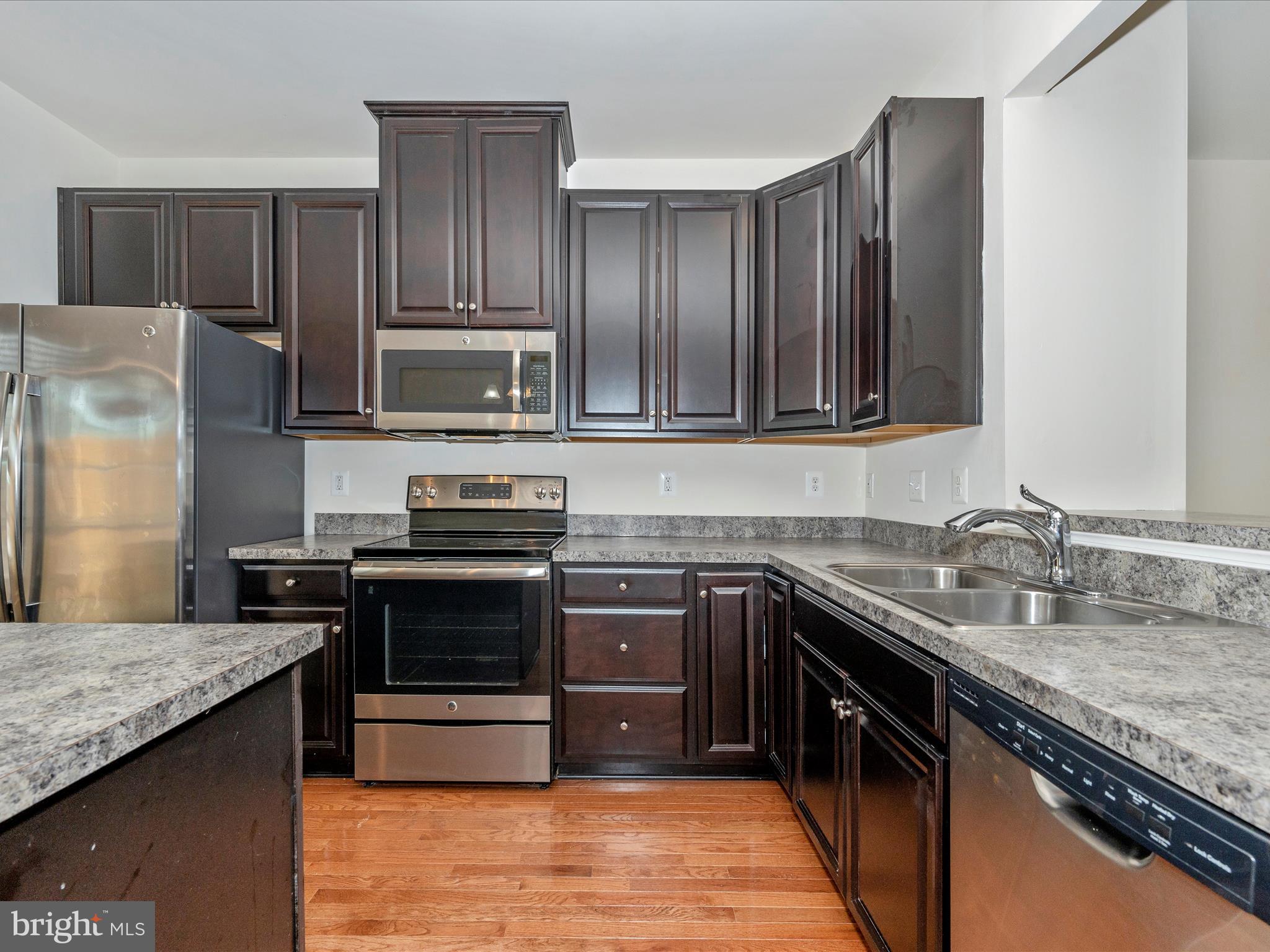 POTOMAC STATION - Residential