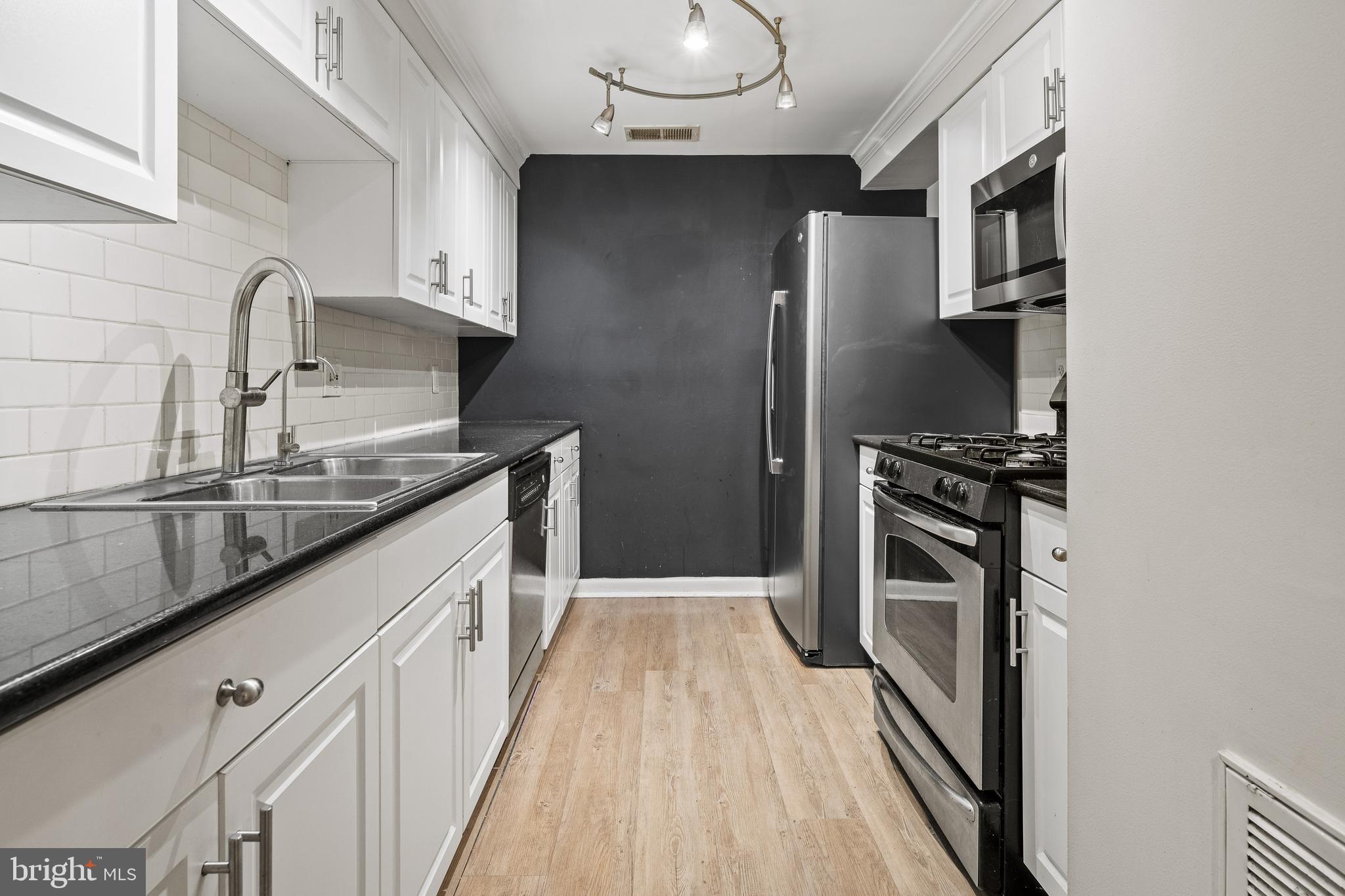 2633 ADAMS MILL ROAD NW B4