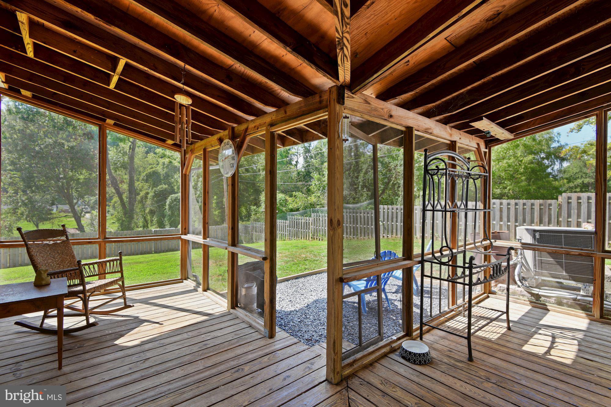 WINDSOR  MILL - Residential