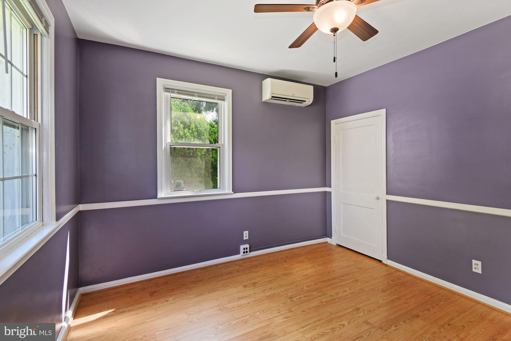 WINDSOR  MILL - Residential