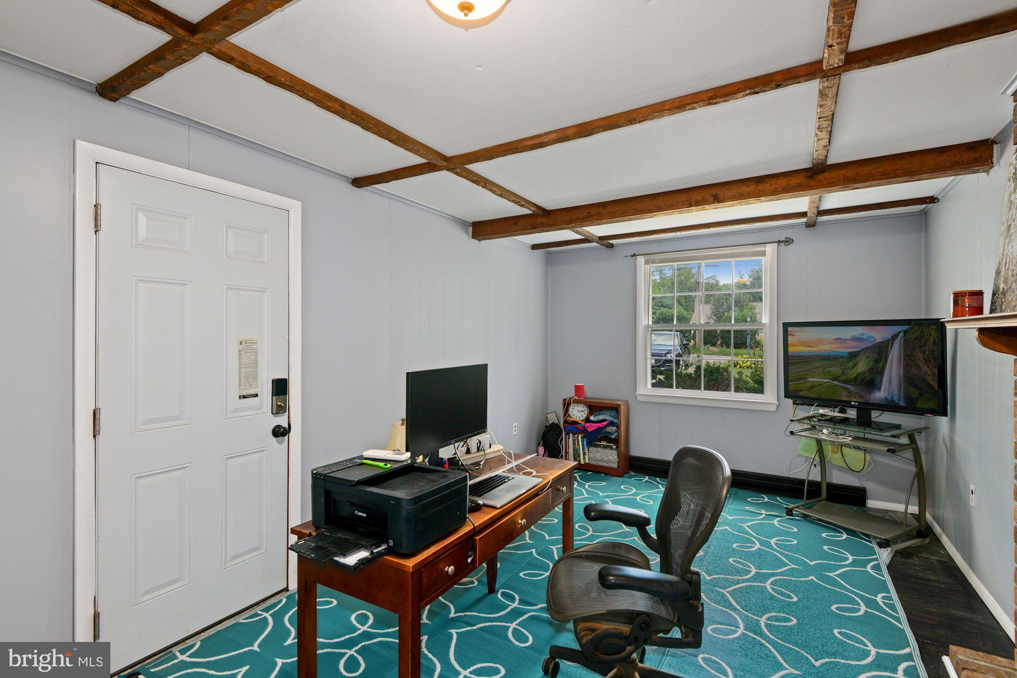 WINDSOR  MILL - Residential