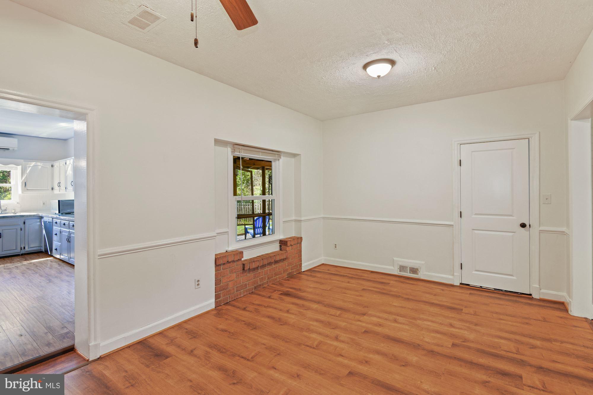 WINDSOR  MILL - Residential