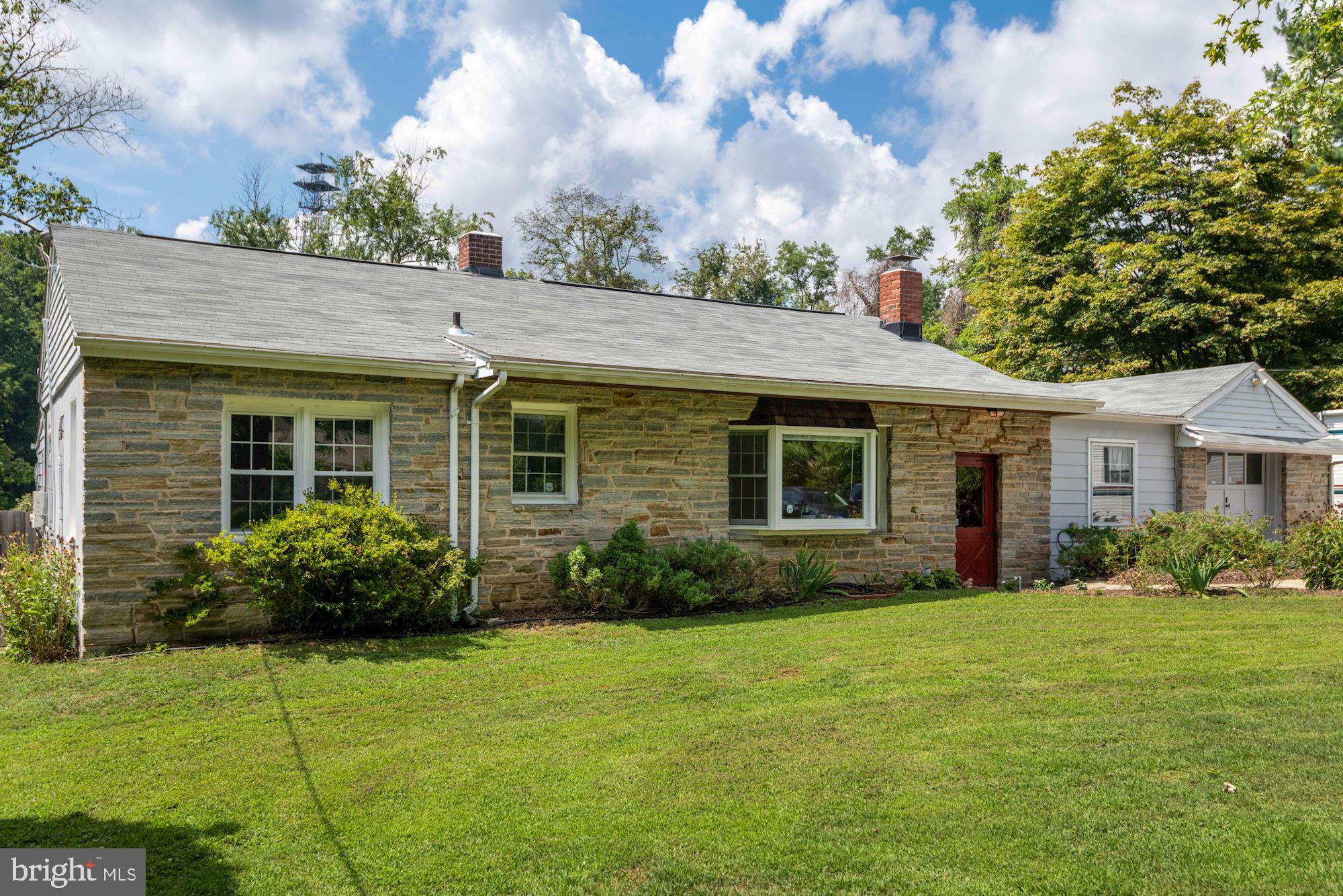 WINDSOR  MILL - Residential