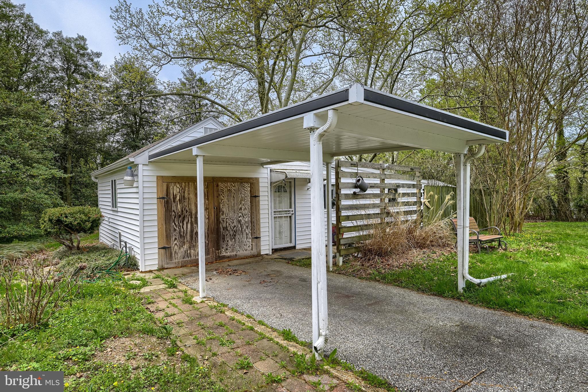 LOCH HILL - Residential