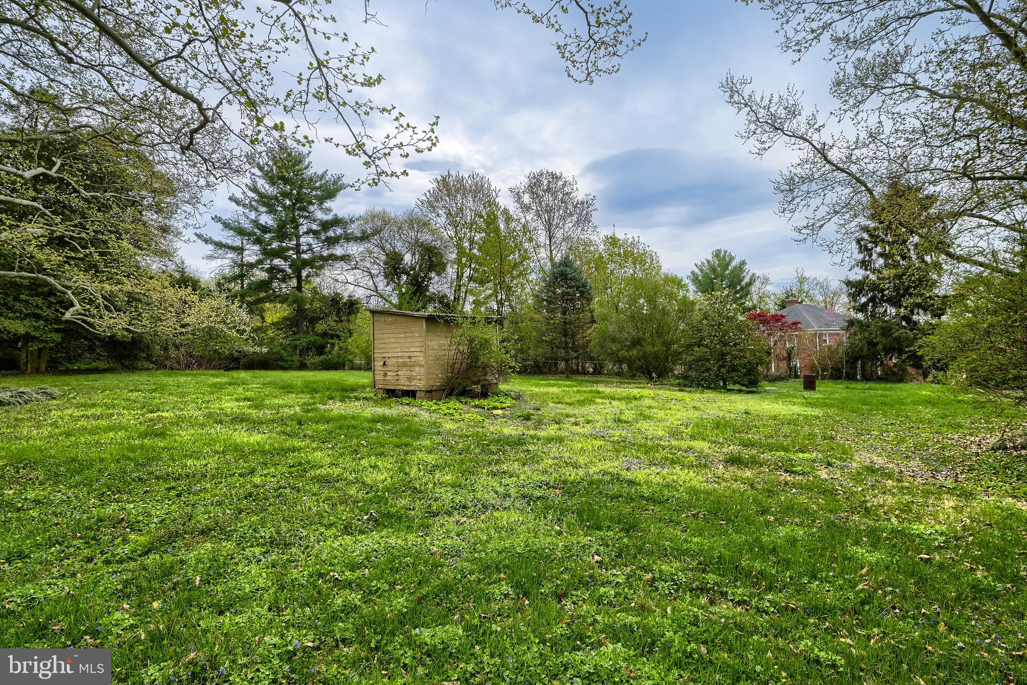 LOCH HILL - Residential