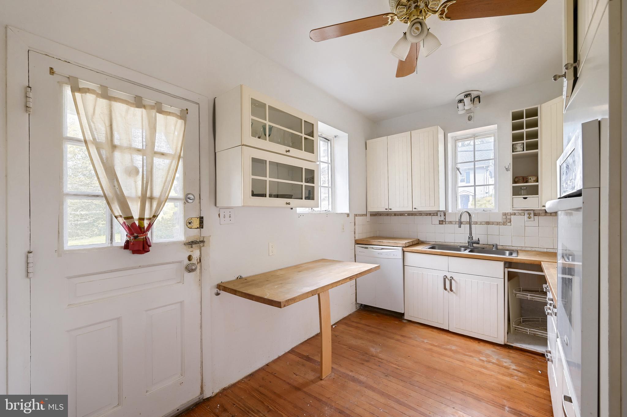 LOCH HILL - Residential