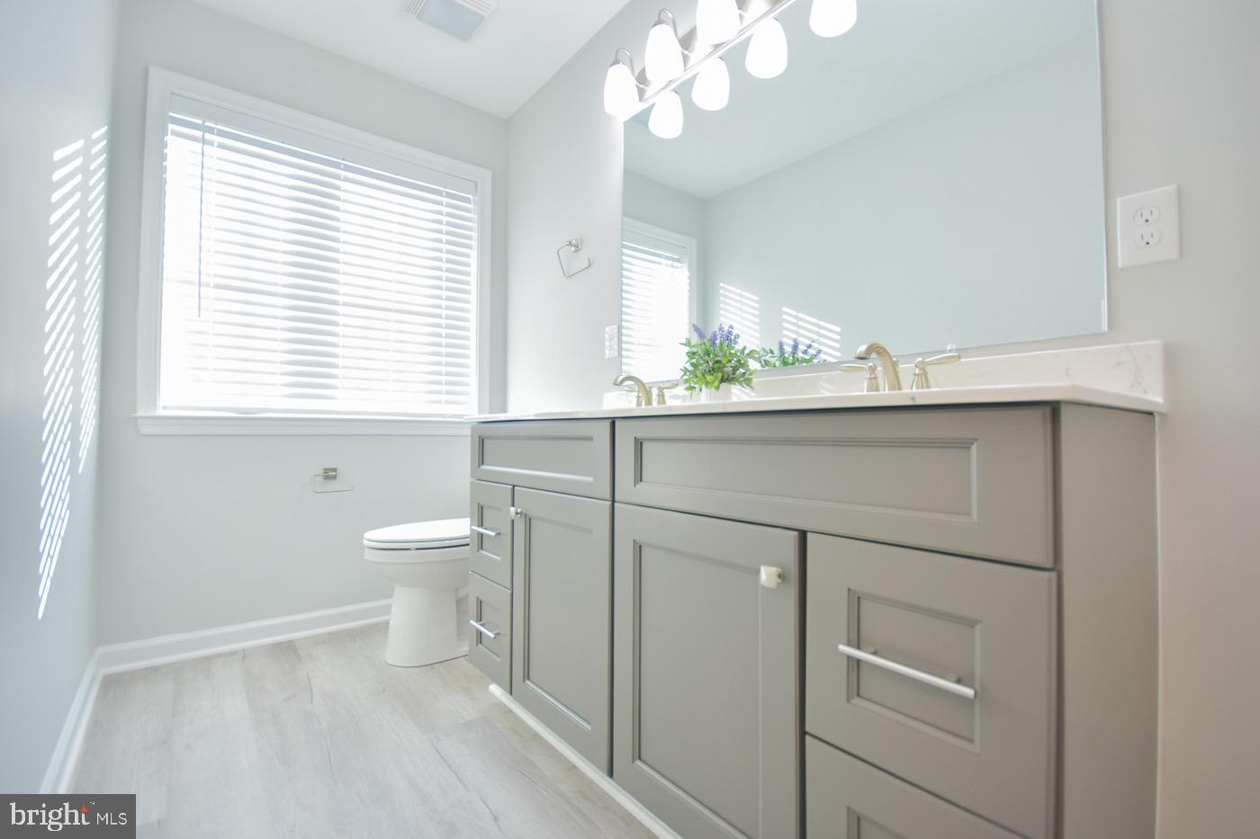 LOCUST HILL - Residential