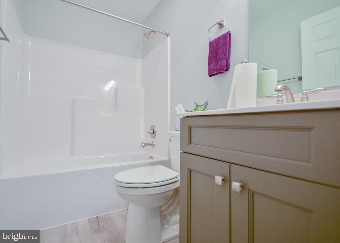 LOCUST HILL - Residential