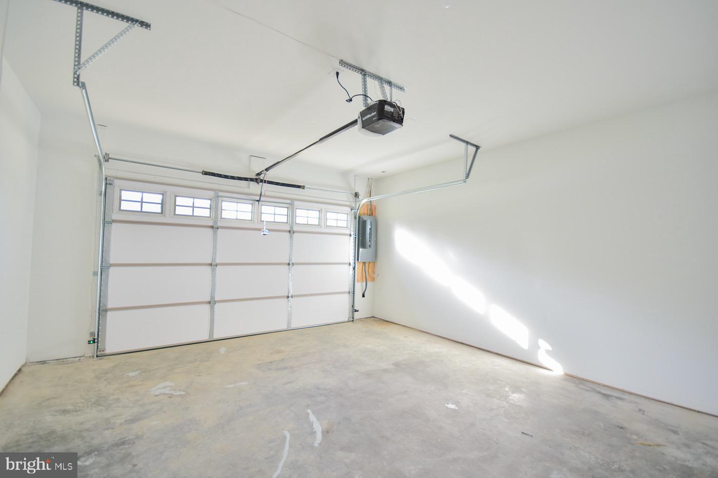 LOCUST HILL - Residential