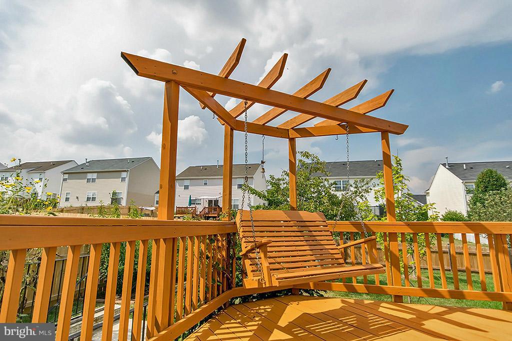 LIBERTY RUN - Residential