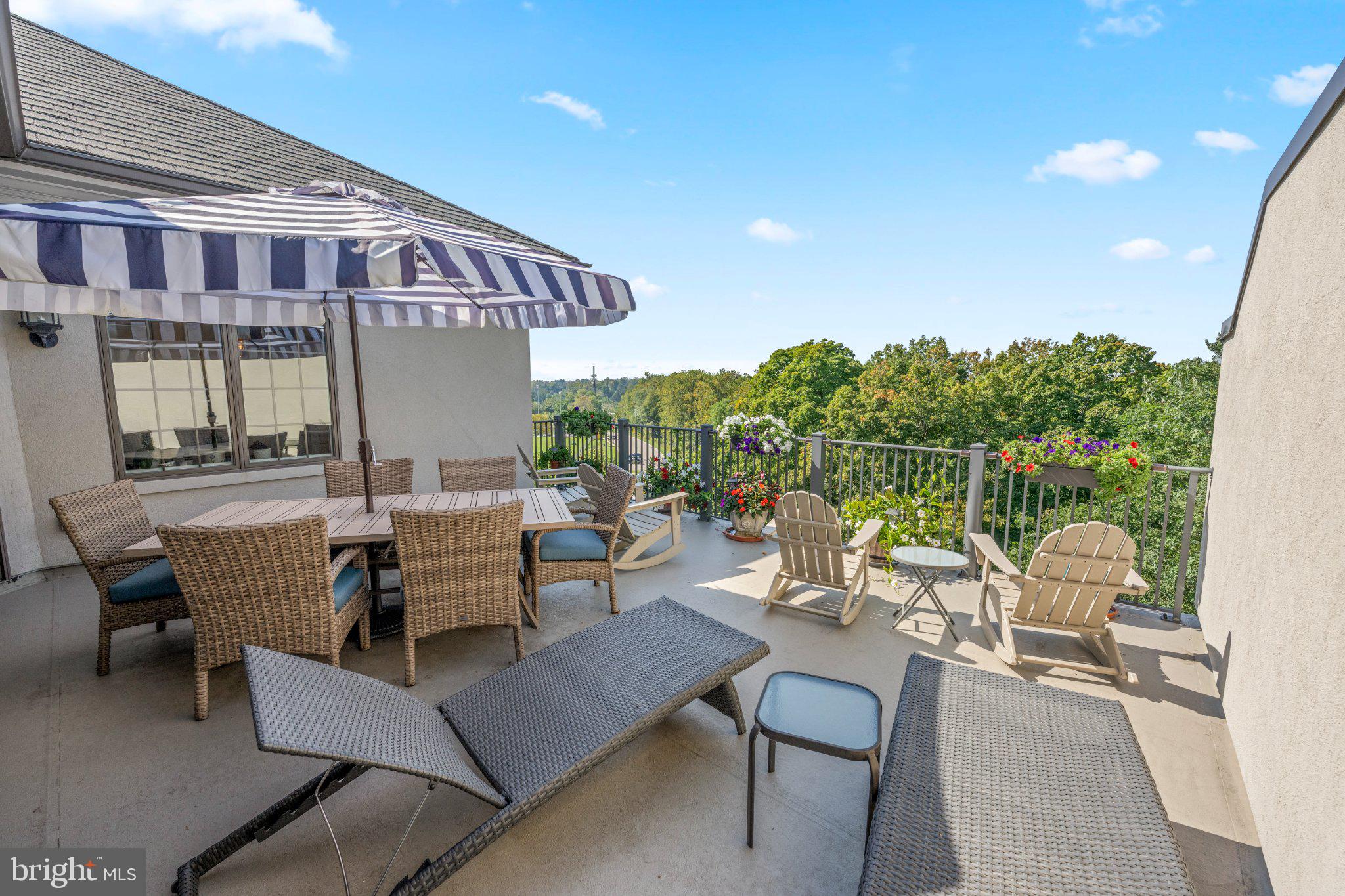 6403 PARKVIEW DRIVE