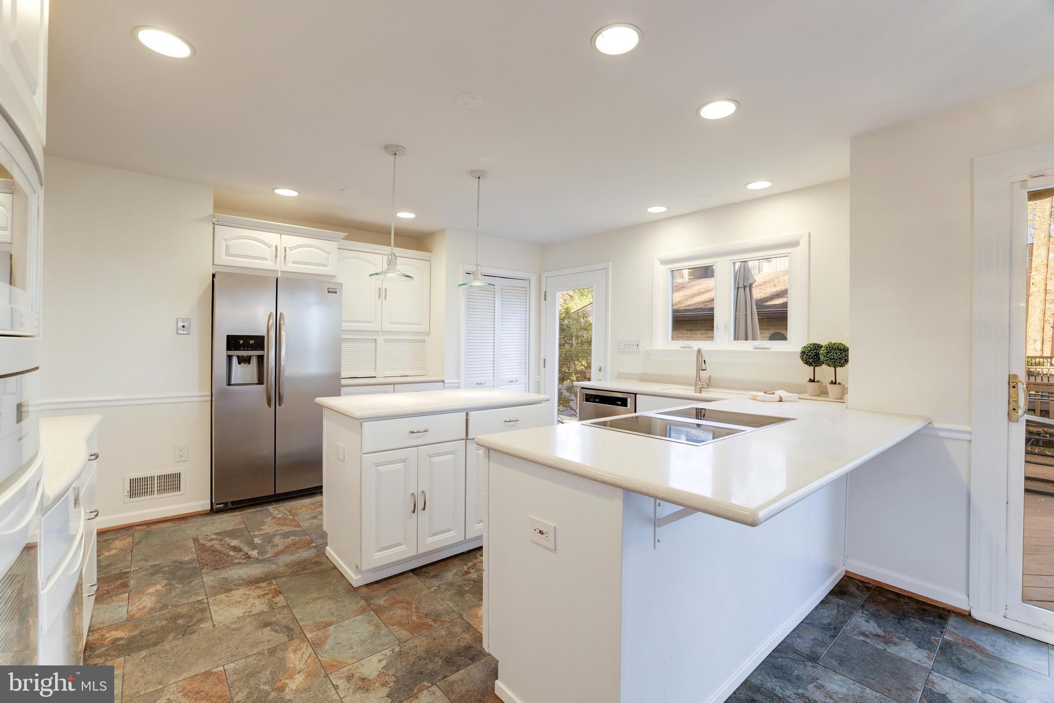 GREAT OAKS - Residential