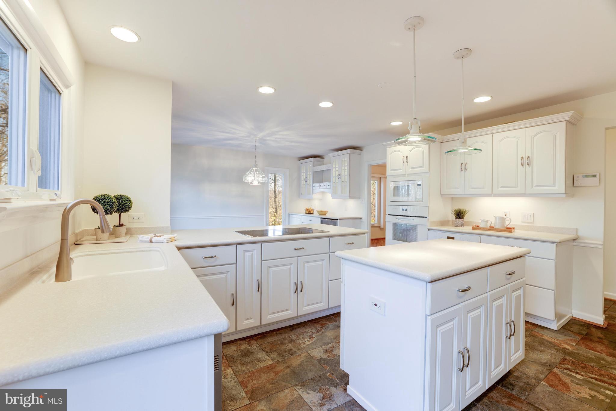 GREAT OAKS - Residential