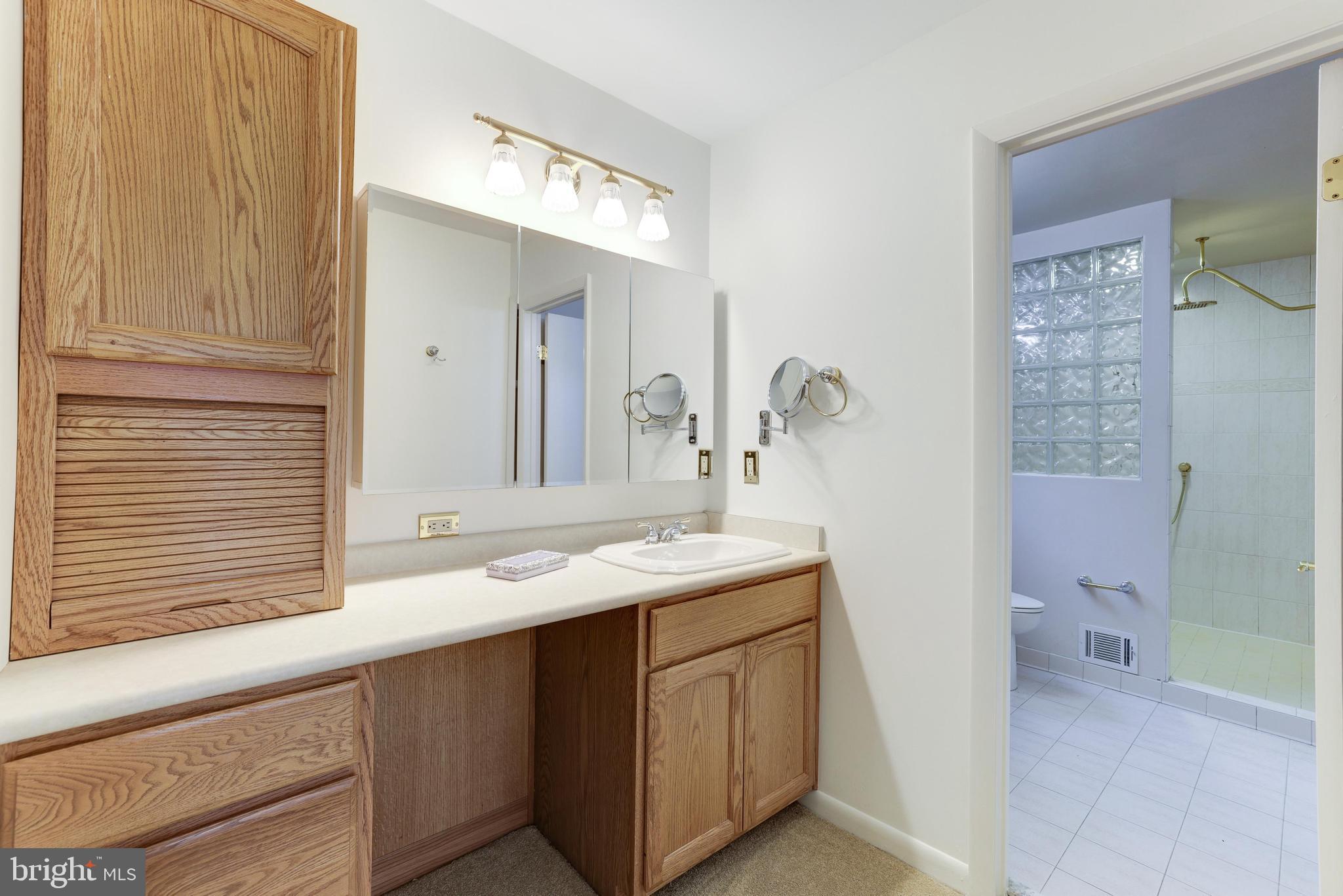 GREAT OAKS - Residential