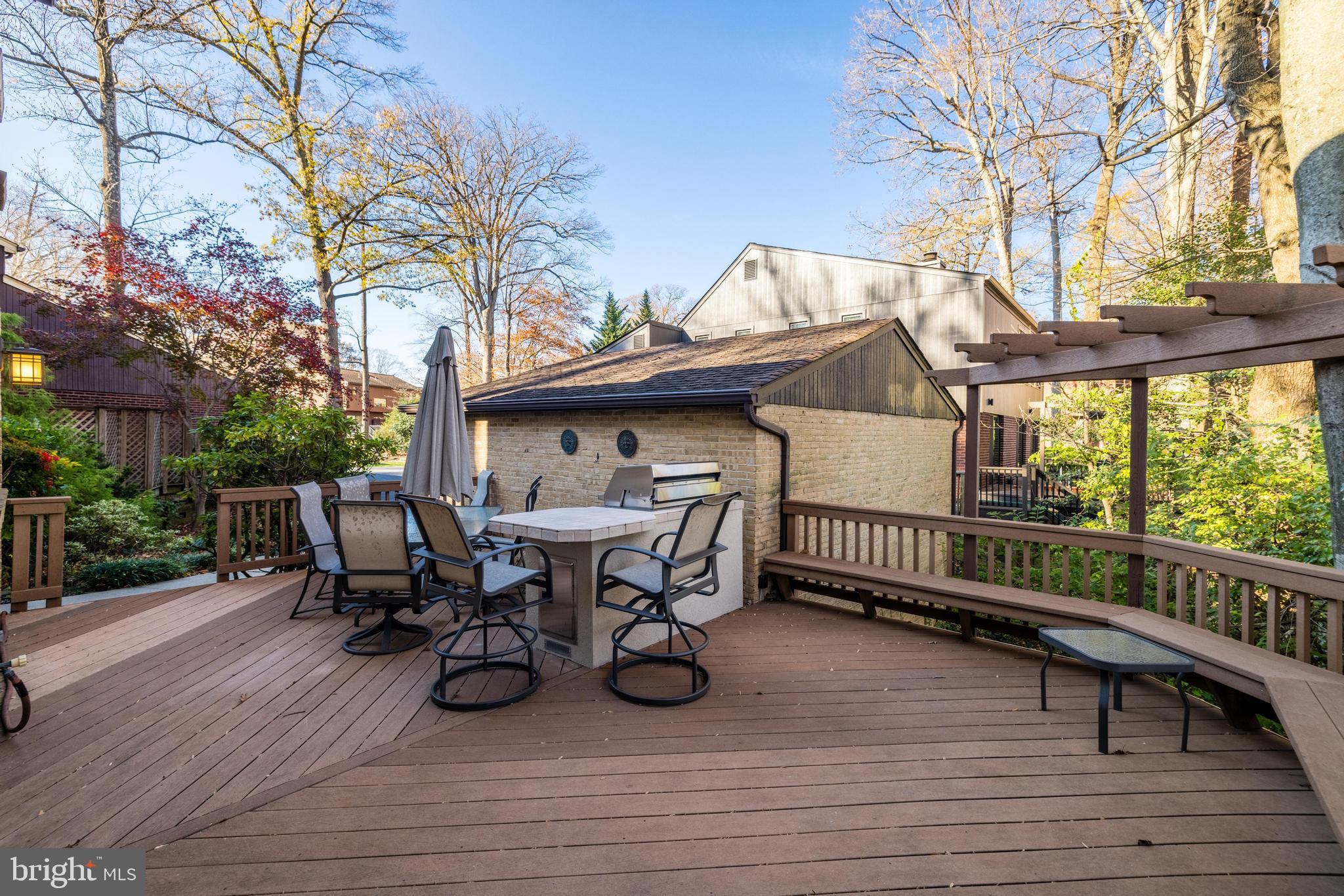 GREAT OAKS - Residential