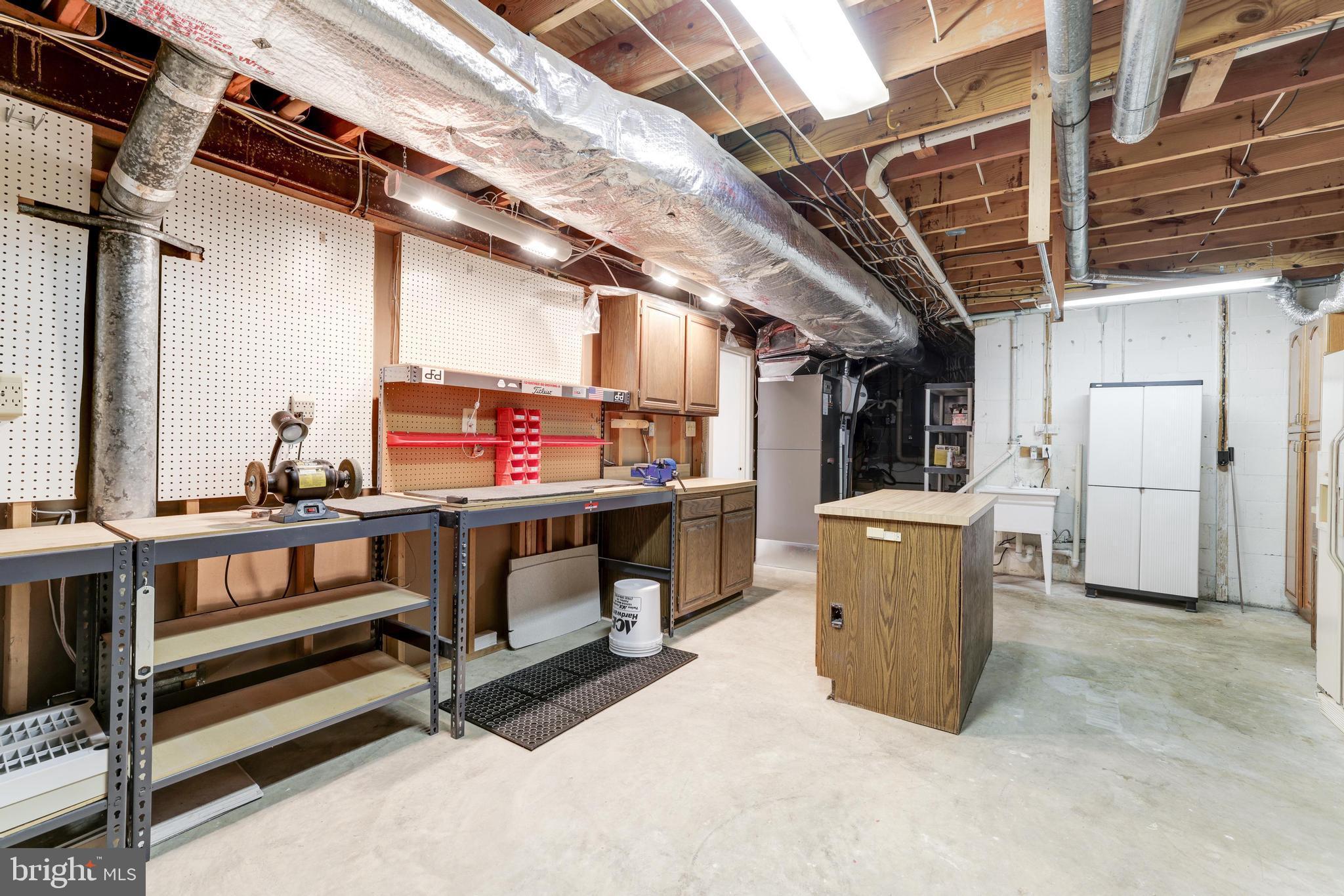 GREAT OAKS - Residential