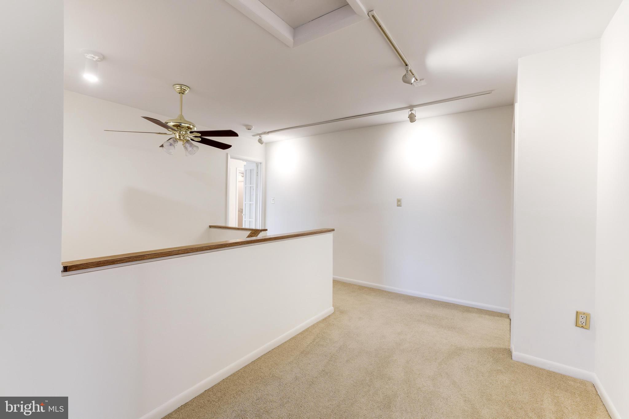 GREAT OAKS - Residential