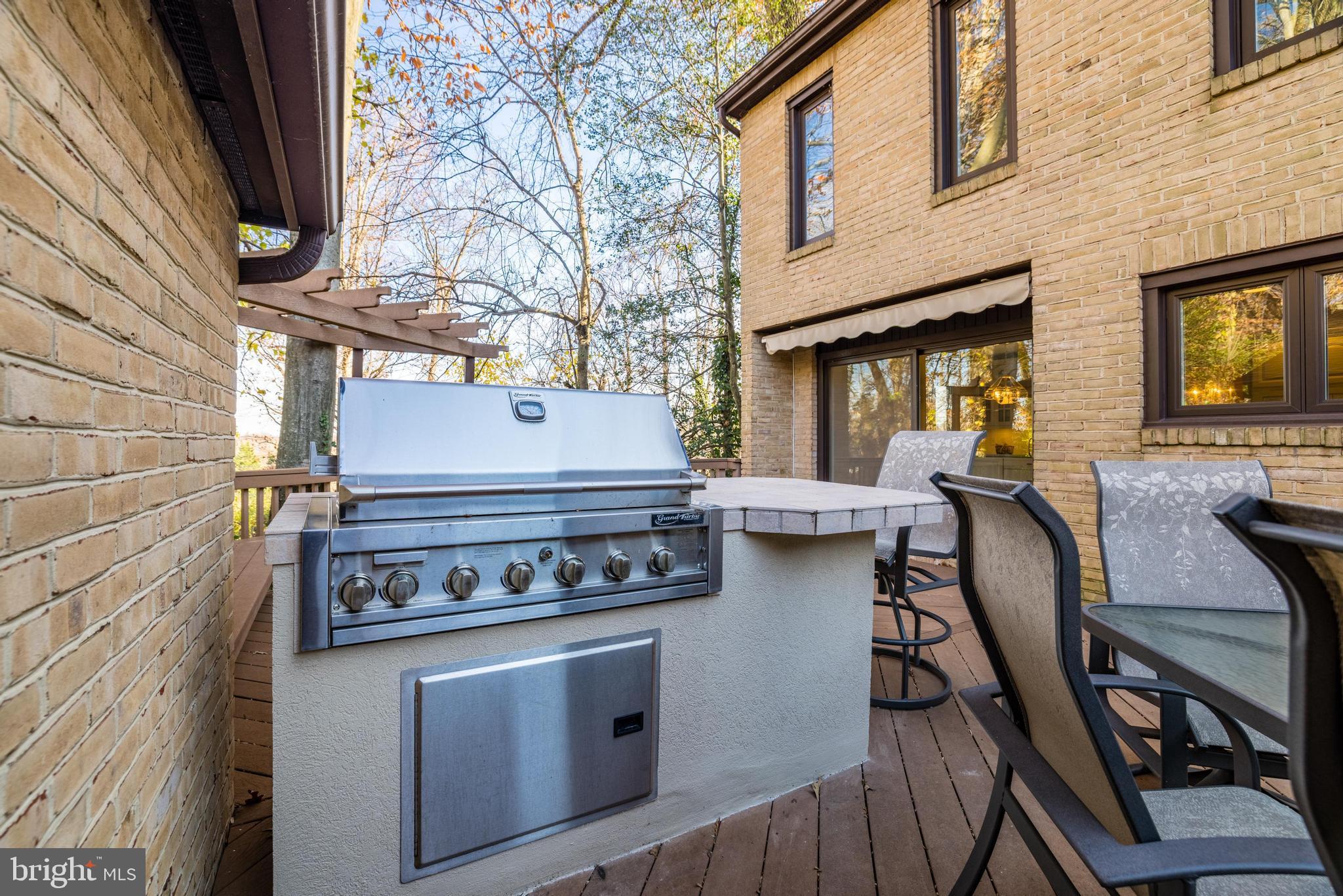 GREAT OAKS - Residential