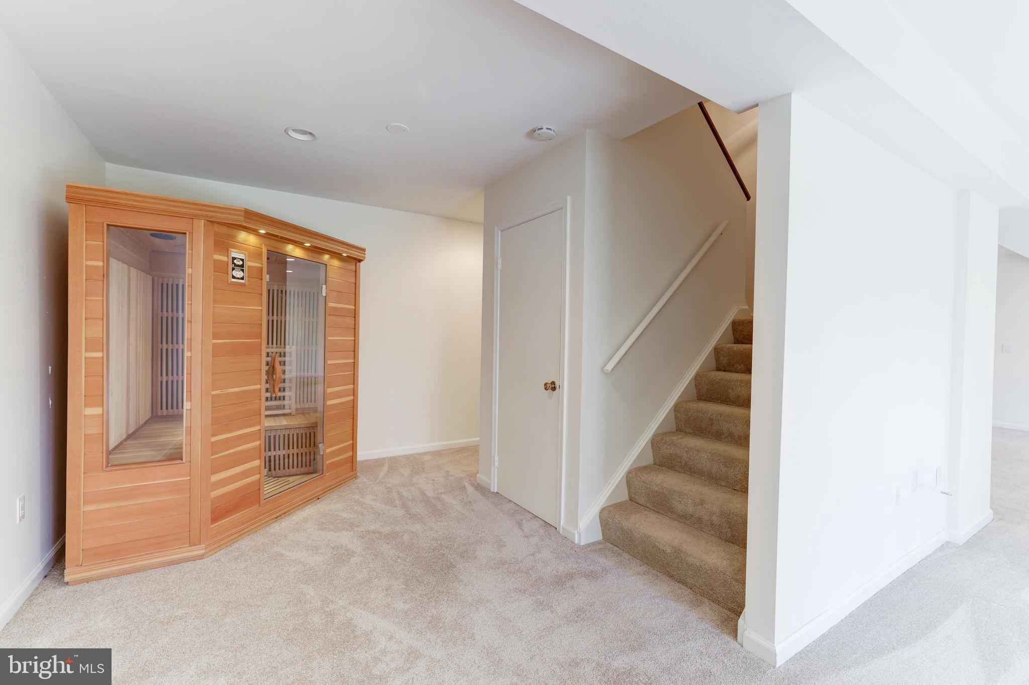 GREAT OAKS - Residential