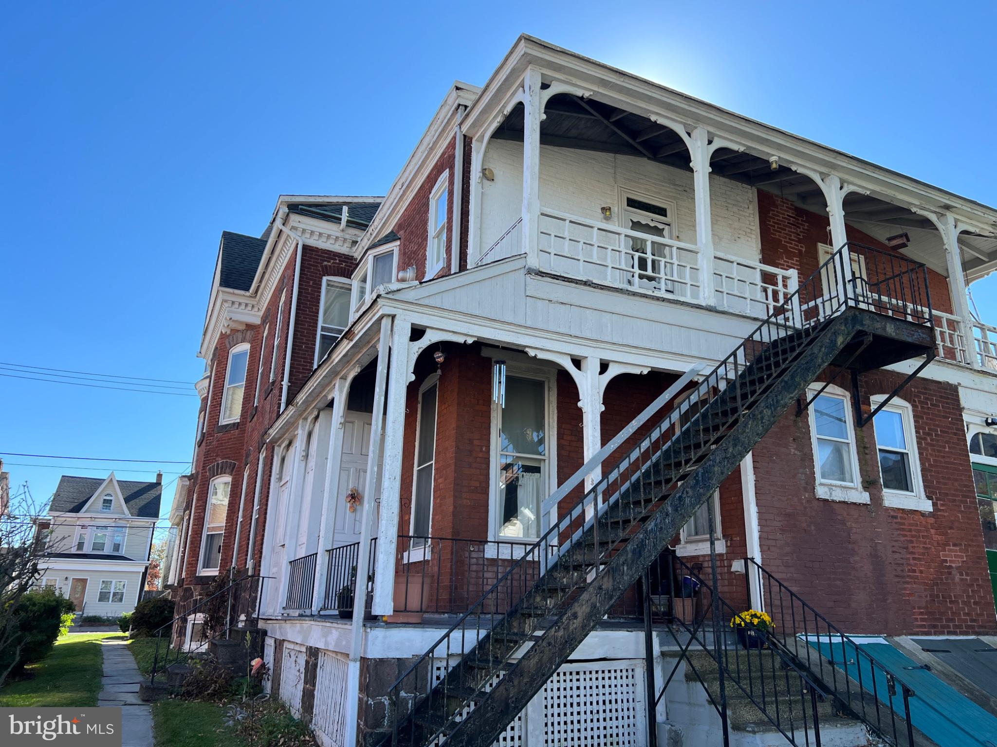 105 N READING AVENUE