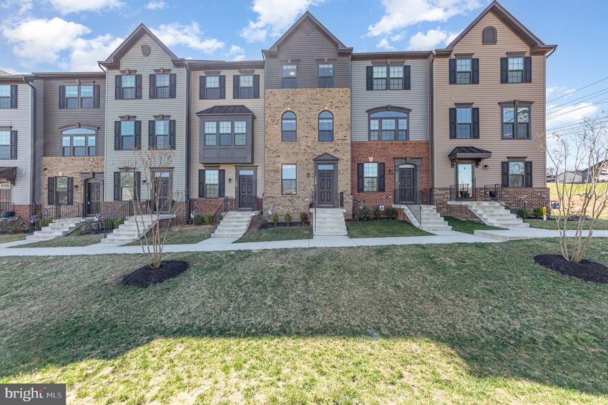 Charming Townhome in the Heart of Fredericksburg! The first level features a versatile room perfect for a home office, complete with a full bathroom and access to the garage. The second level showcases an open-concept design with a gourmet kitchen, island, stainless steel appliances, and a spacious living room that opens to an outdoor deck—ideal for entertaining. On the third level, you'll find the primary suite with dual closets, a tray ceiling, and a luxurious en suite featuring dual vanities and dual shower heads. This level also includes a second bedroom, a full bath, and a convenient laundry area. The bonus fourth level offers an additional bedroom with a walk-in closet and en suite bathroom. All of this is within walking distance to Fredericksburg's vibrant downtown, including restaurants, shops, the VRE, the VCR trail, and local parks. Applicants must have a credit score of 675 or higher. Pets are considered on a case-by-case basis; however, no cats are allowed.