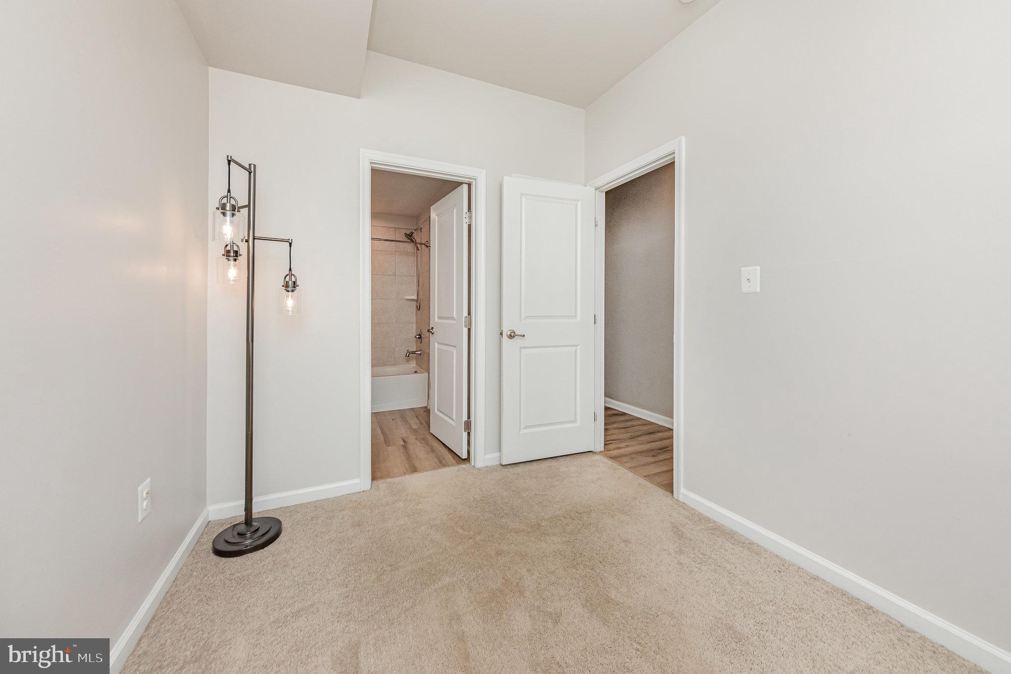 FREDERICKSBURG CITY - Residential Lease