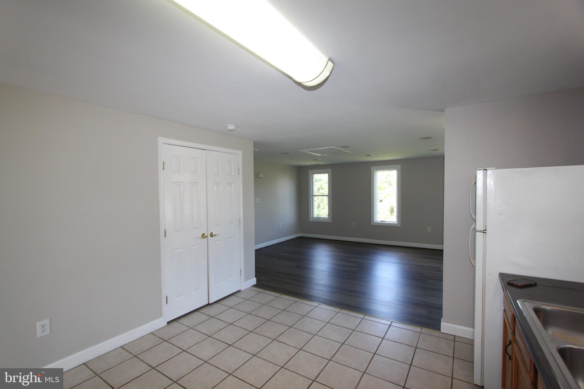 CHARLES TOWN - Residential Lease