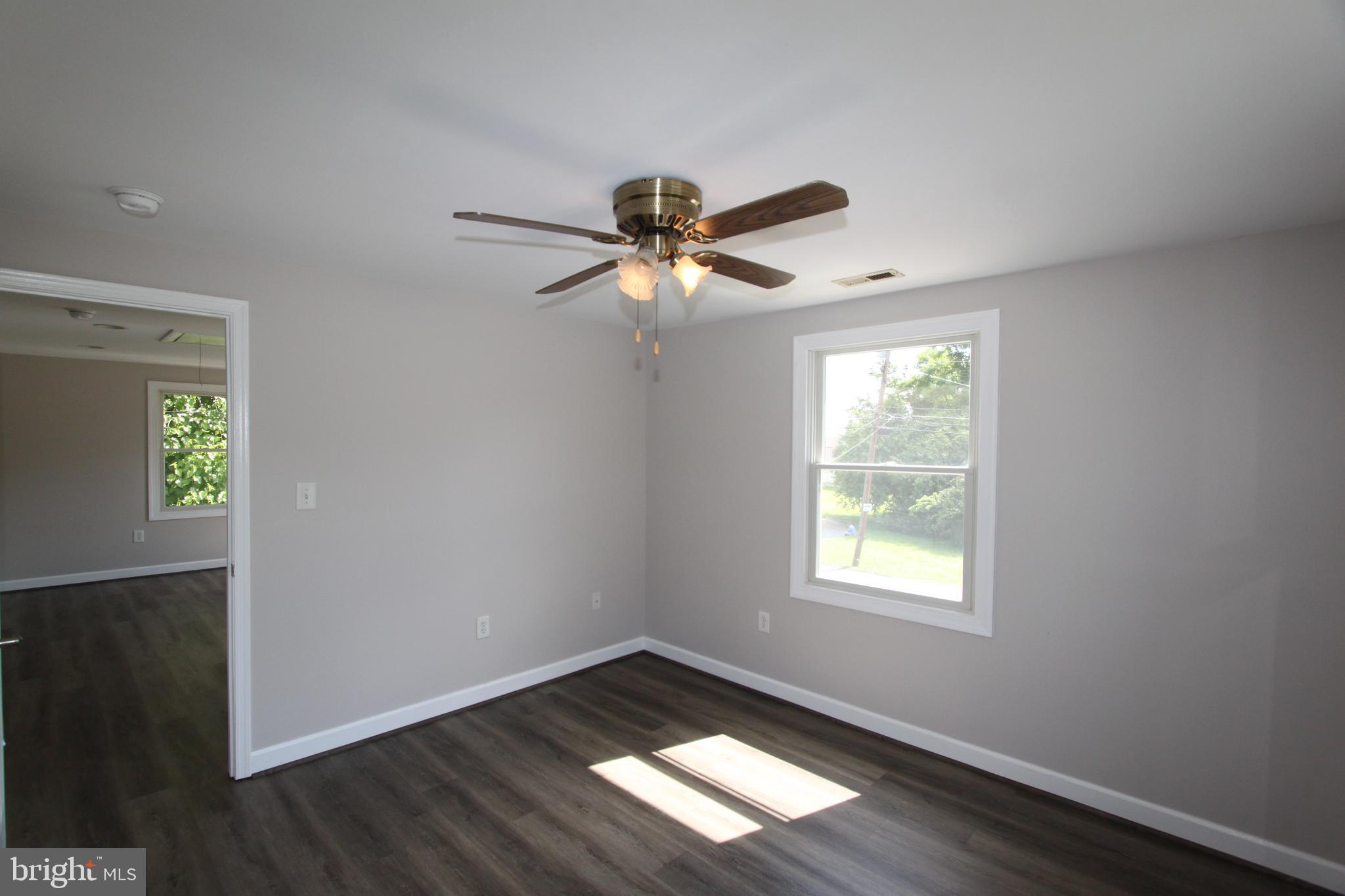 CHARLES TOWN - Residential Lease