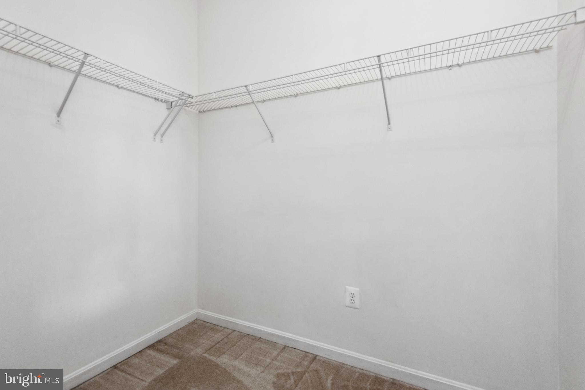 FAIRWOOD - Residential