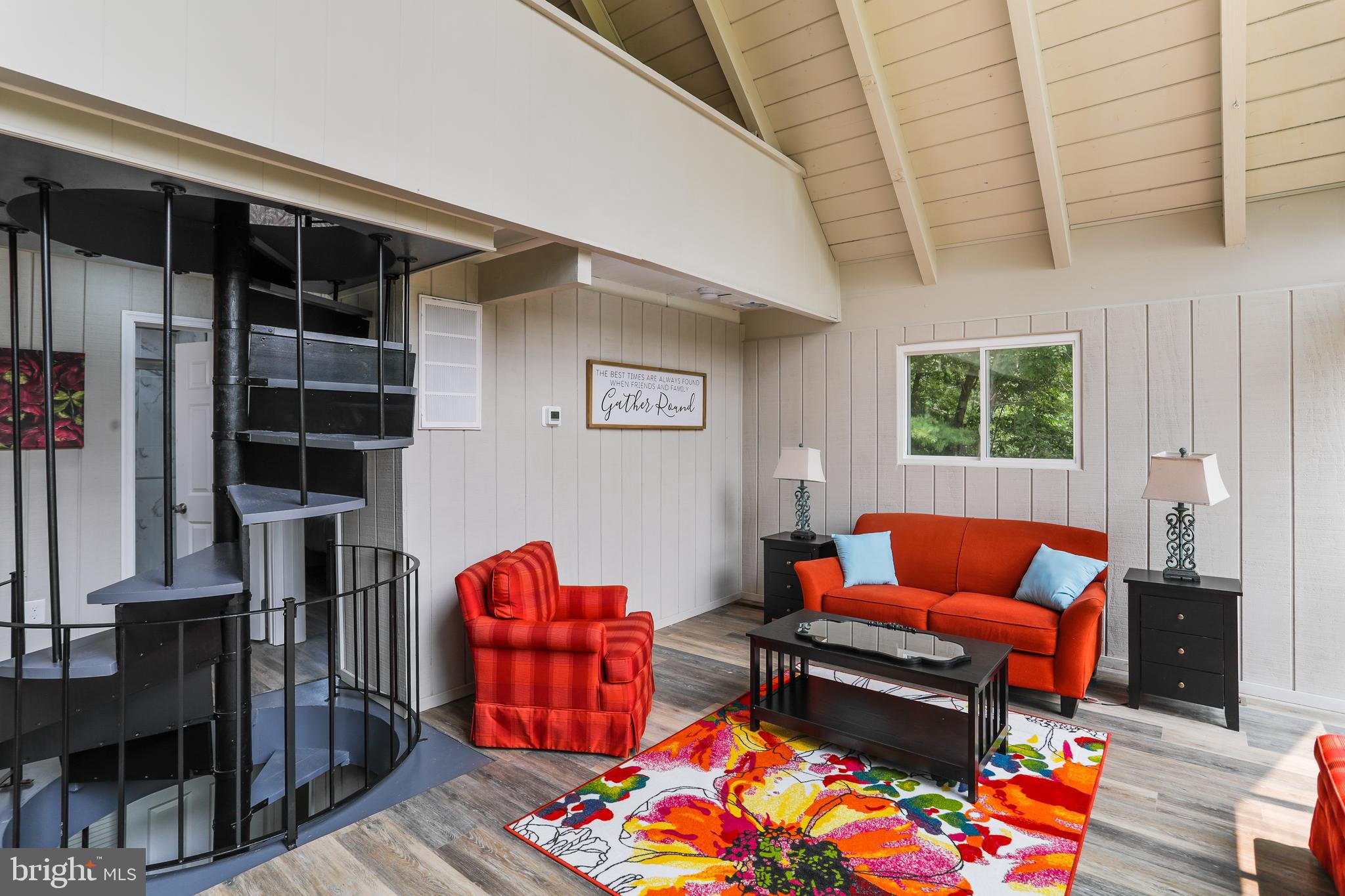 KEYES FERRY ACRES - Residential