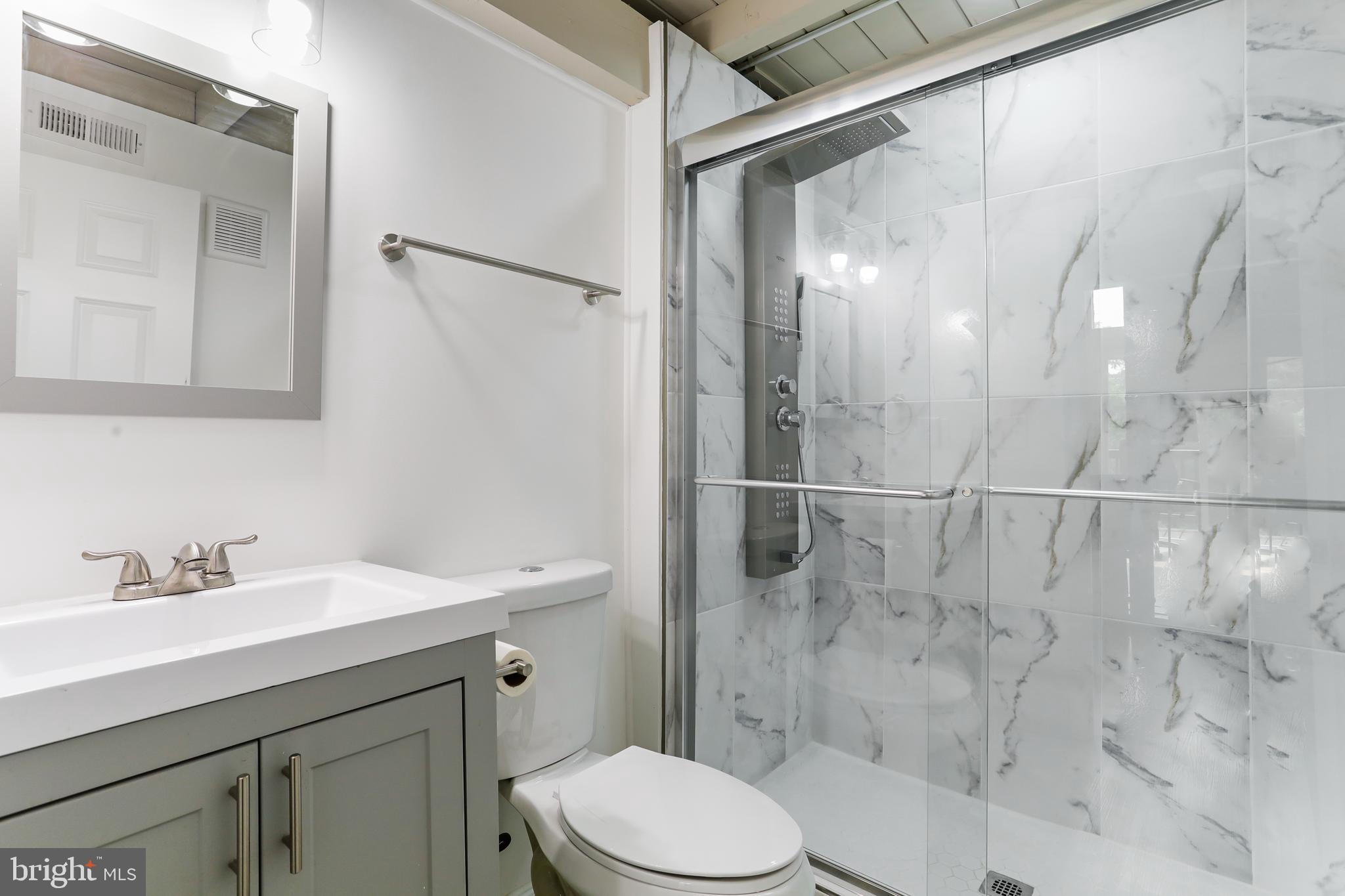 KEYES FERRY ACRES - Residential