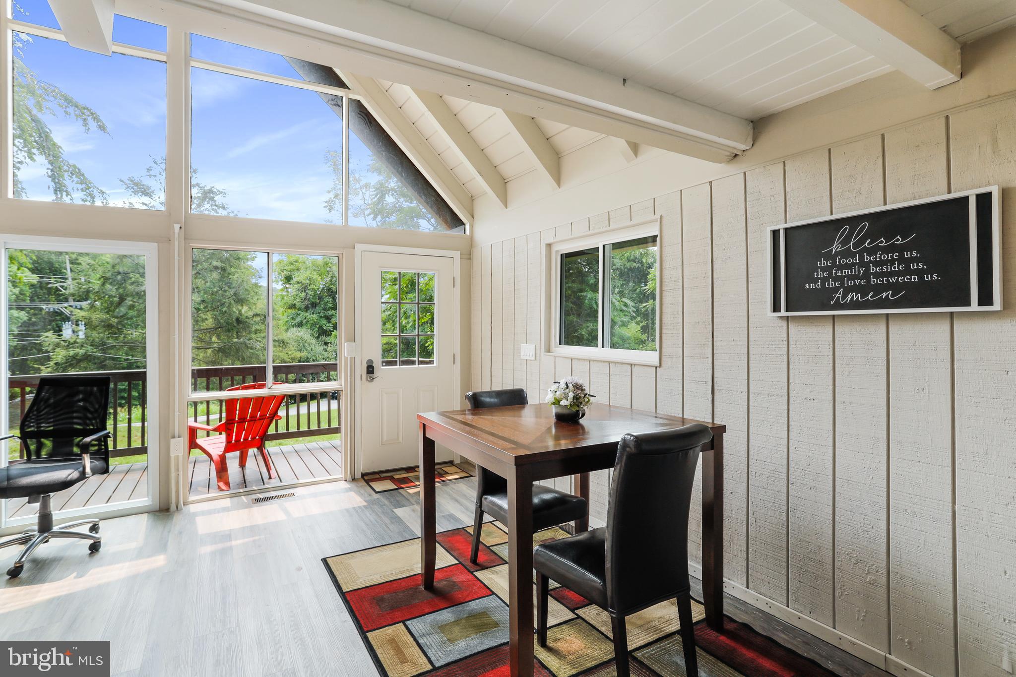 KEYES FERRY ACRES - Residential