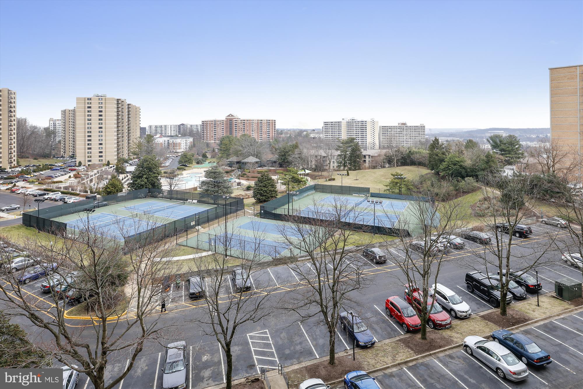 WATERGATE AT LANDMARK - Residential