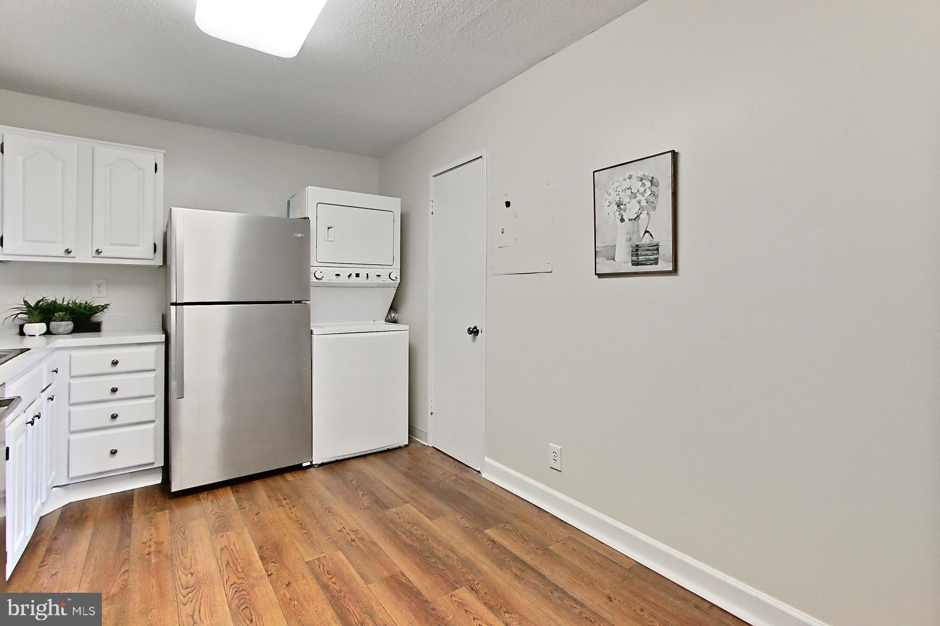 WATERGATE AT LANDMARK - Residential