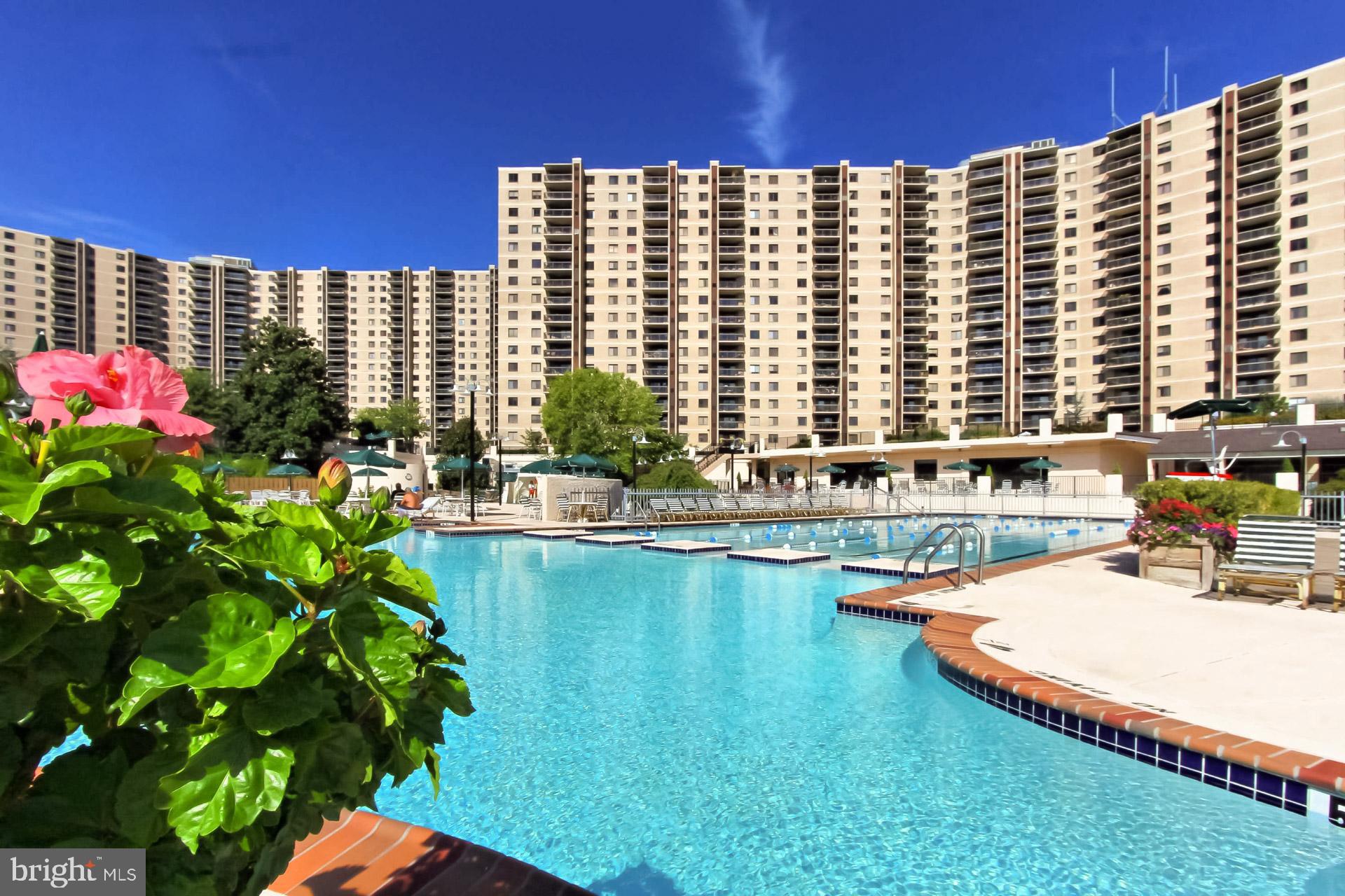 WATERGATE AT LANDMARK - Residential