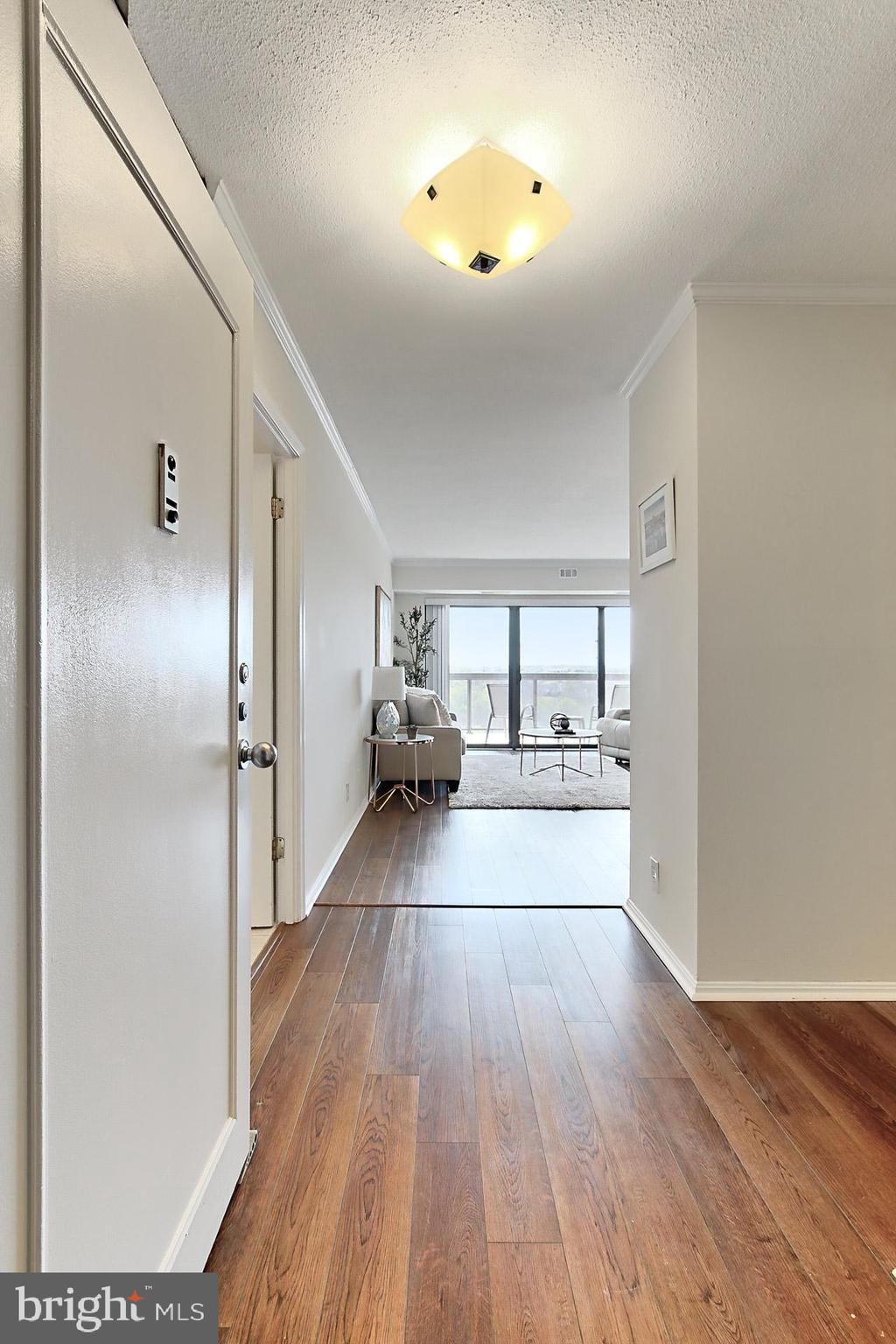 WATERGATE AT LANDMARK - Residential