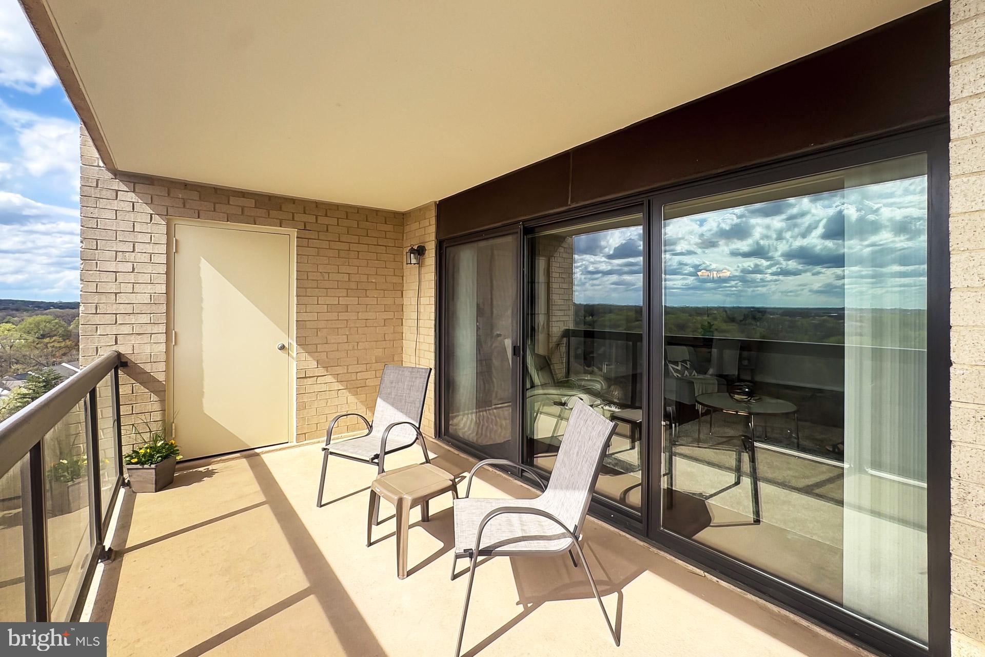 WATERGATE AT LANDMARK - Residential