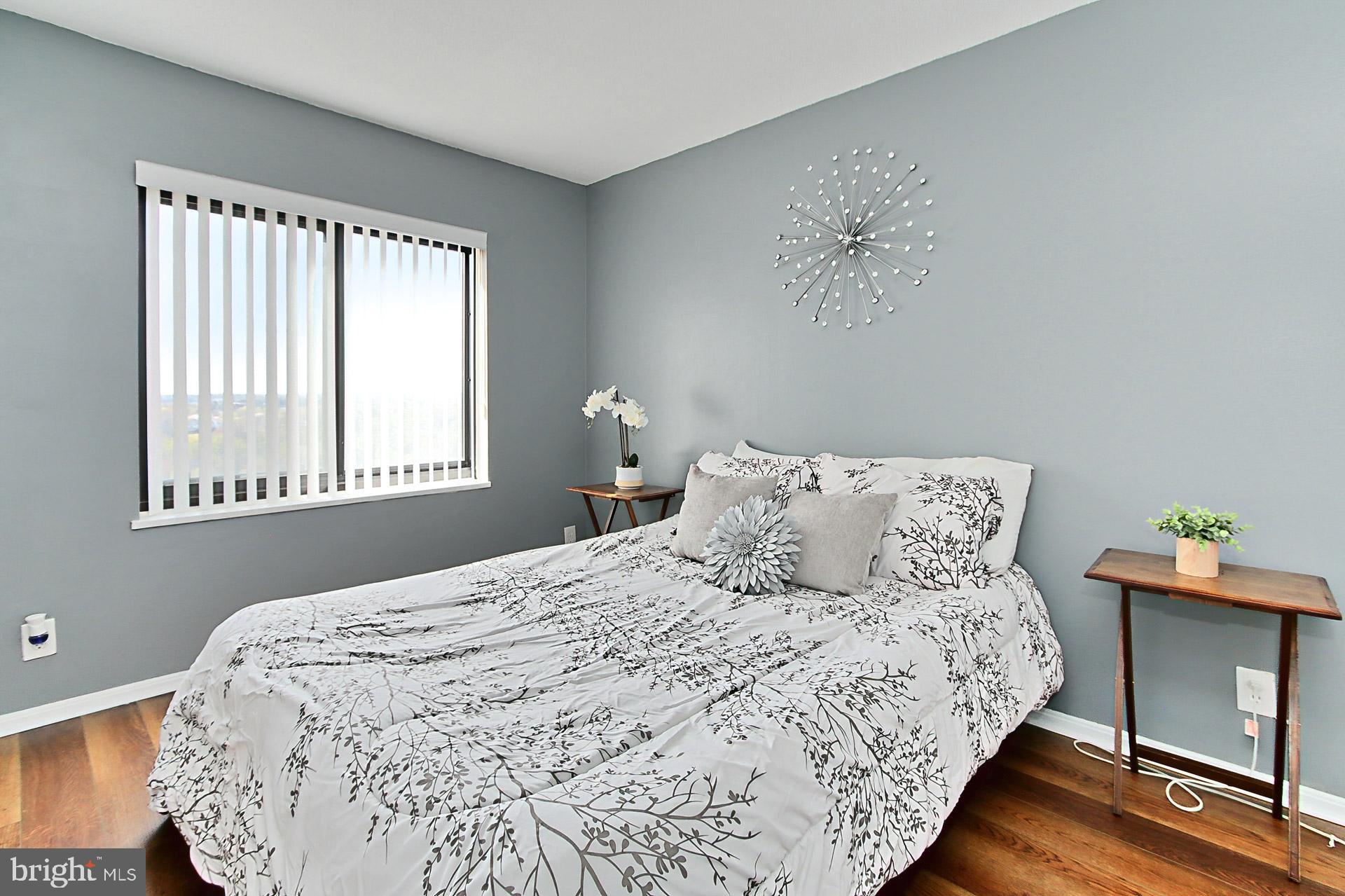 WATERGATE AT LANDMARK - Residential