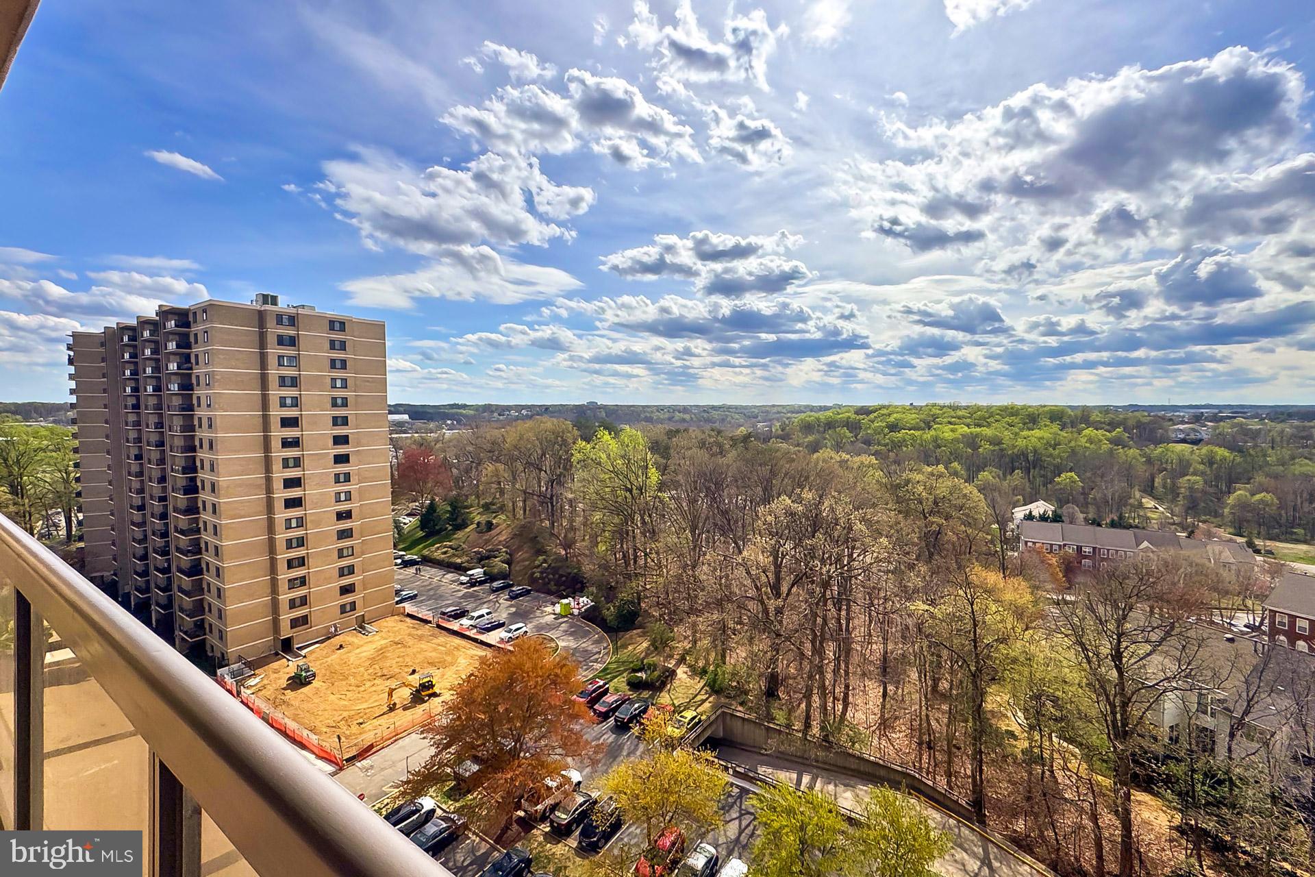 WATERGATE AT LANDMARK - Residential
