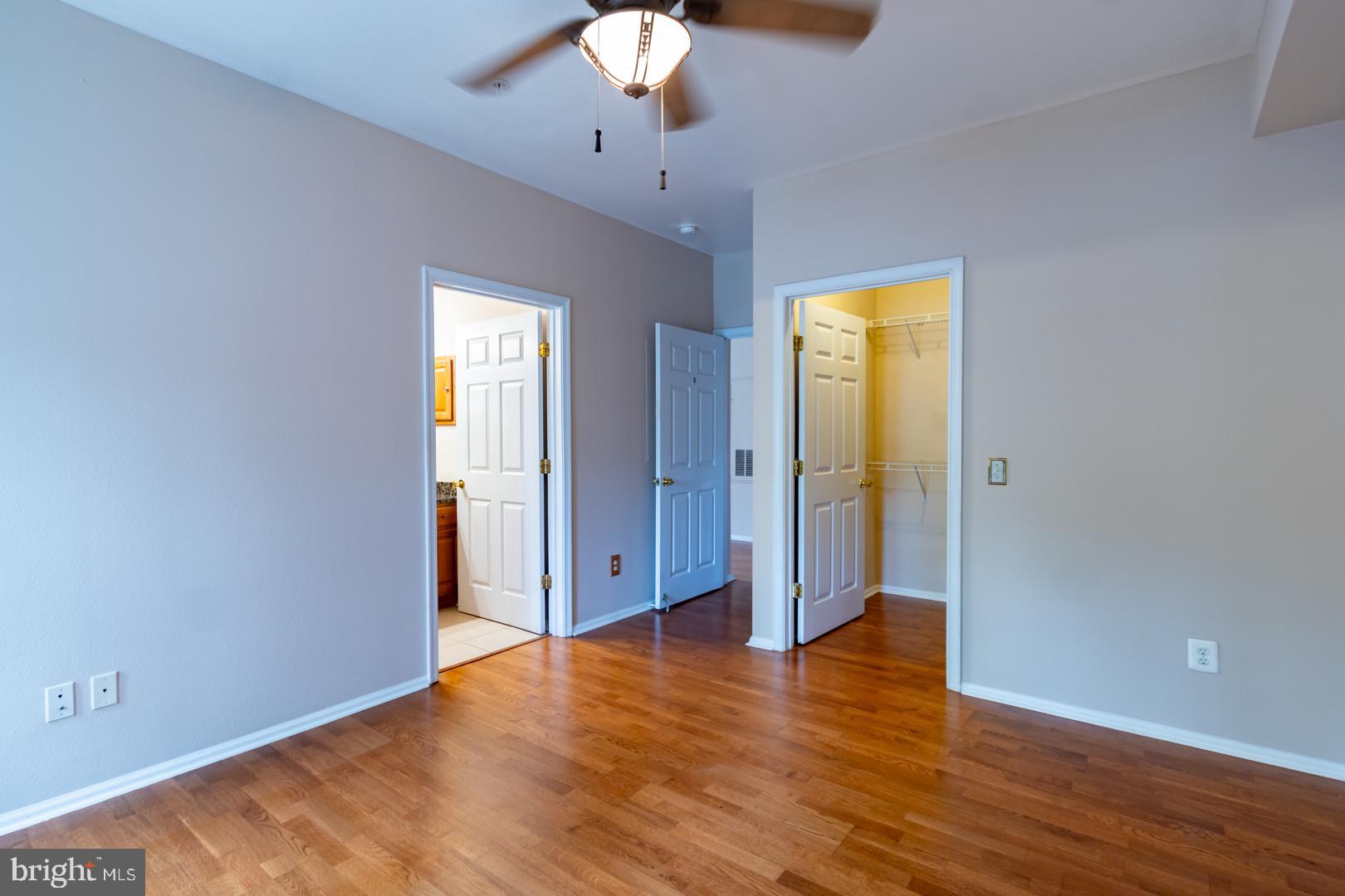 GATES OF MCLEAN - Residential