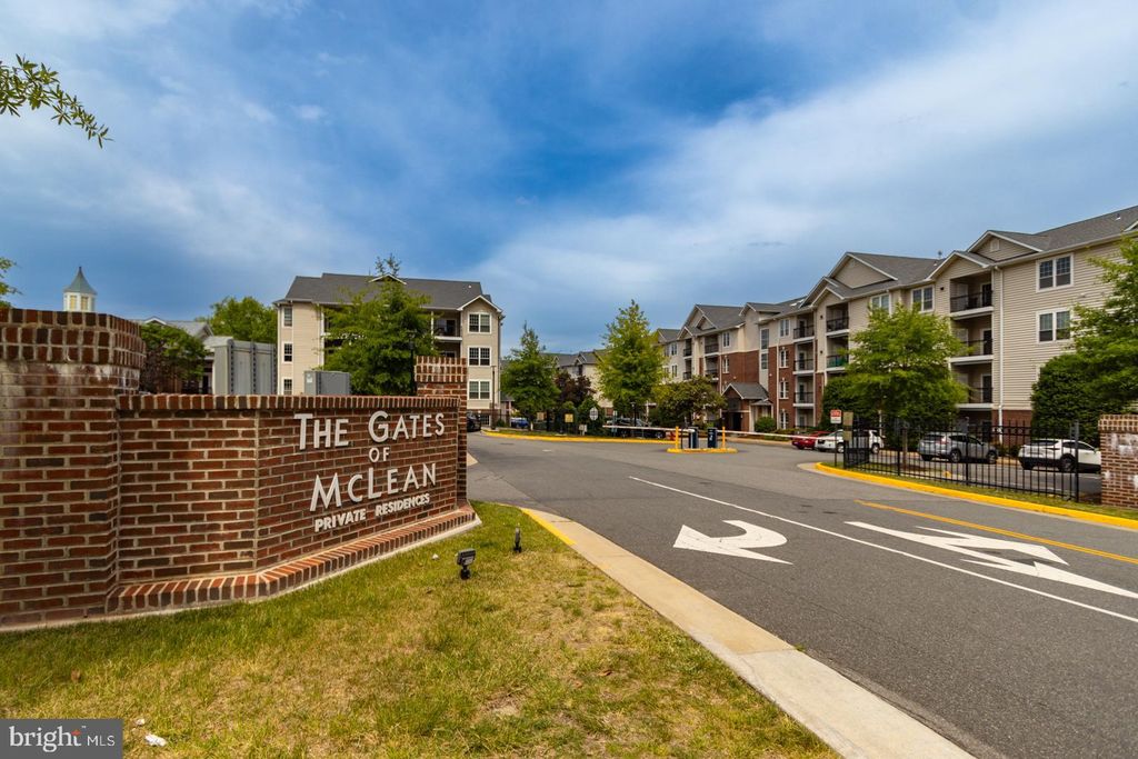 Photo of 1600 Spring Gate Drive #2207, MCLEAN, VA 22102 (MLS # VAFX2304850)