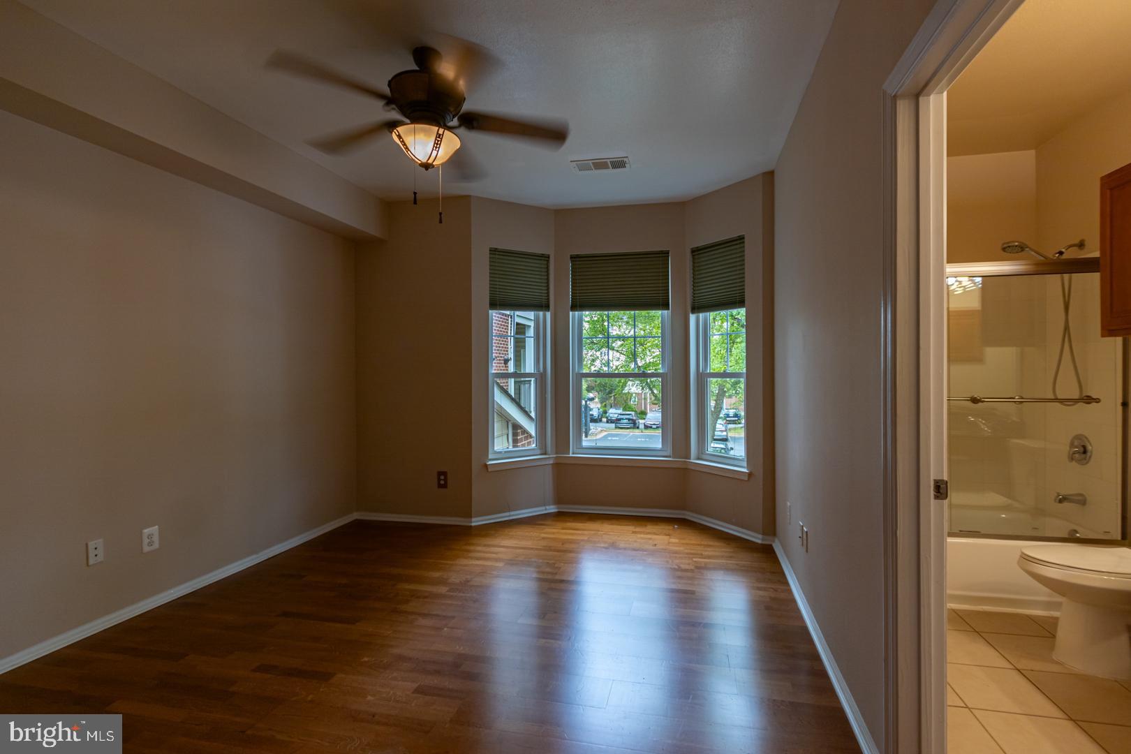 GATES OF MCLEAN - Residential