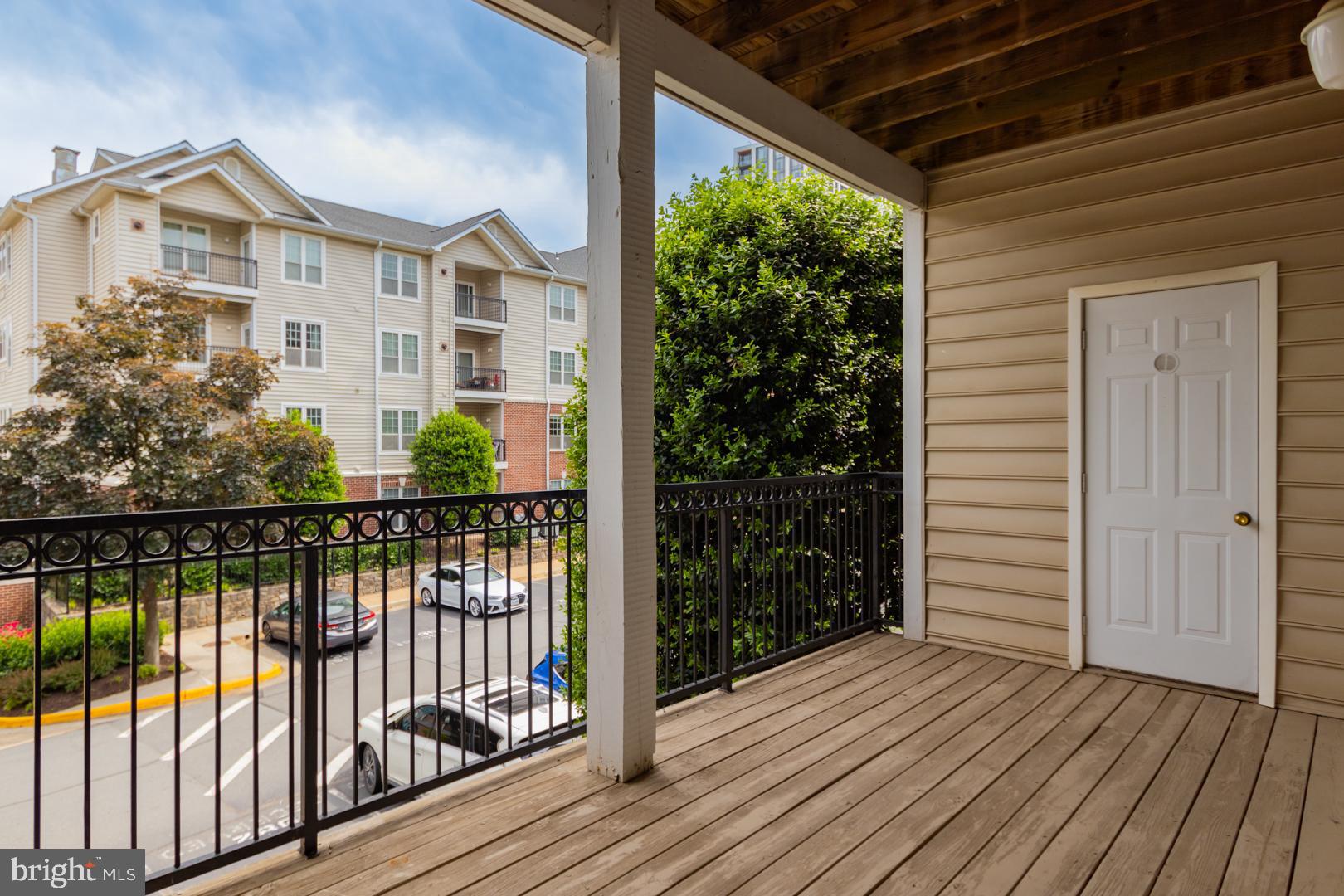 GATES OF MCLEAN - Residential